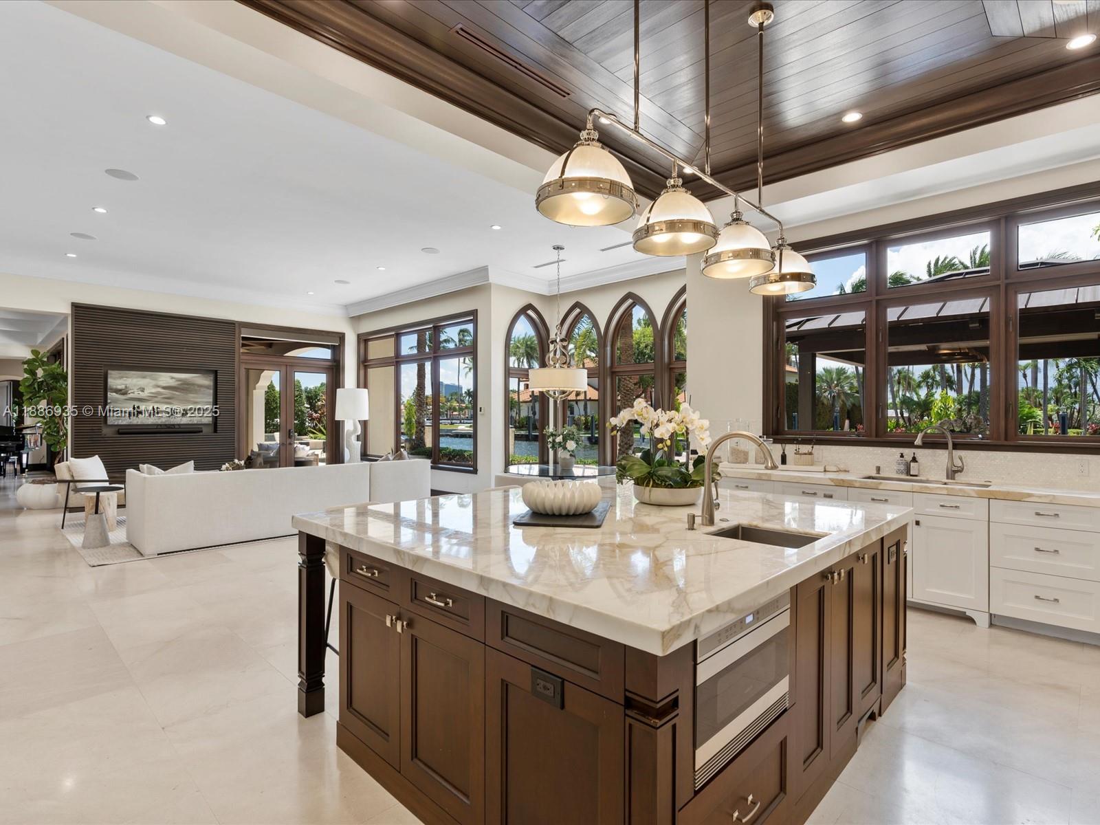 821 Solar Isle Dr Fort Lauderdale, FL 33301 821 Solar Isle Dr Fort Lauderdale, FL 33301