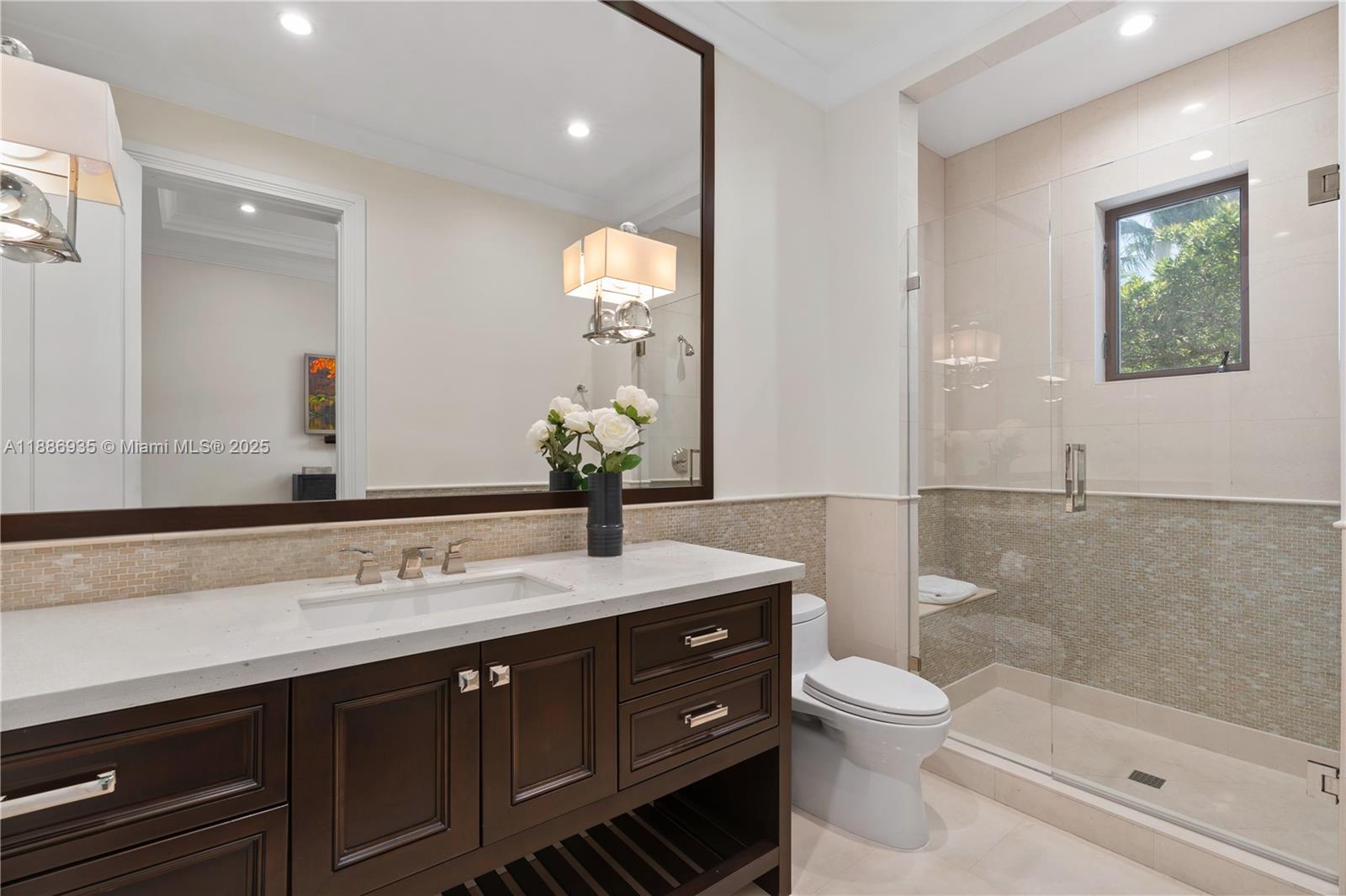 821 Solar Isle Dr Fort Lauderdale, FL 33301 821 Solar Isle Dr Fort Lauderdale, FL 33301