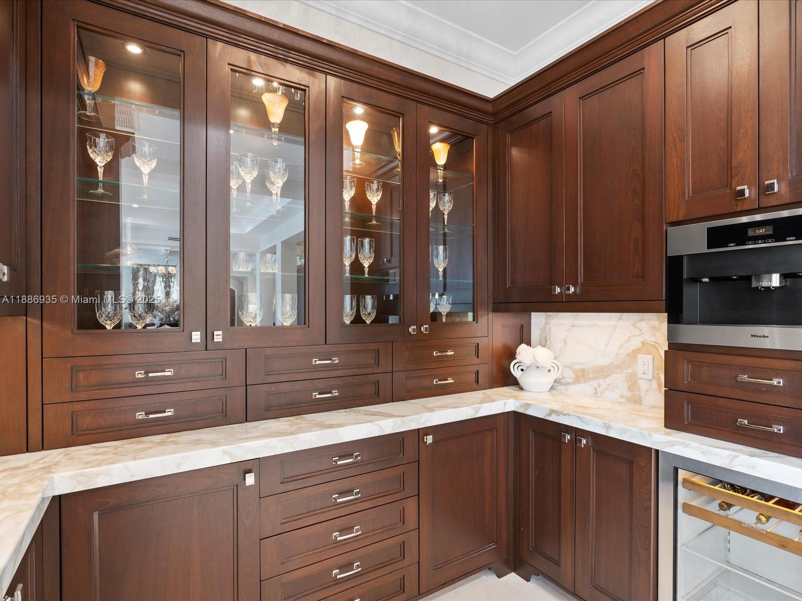821 Solar Isle Dr Fort Lauderdale, FL 33301 821 Solar Isle Dr Fort Lauderdale, FL 33301