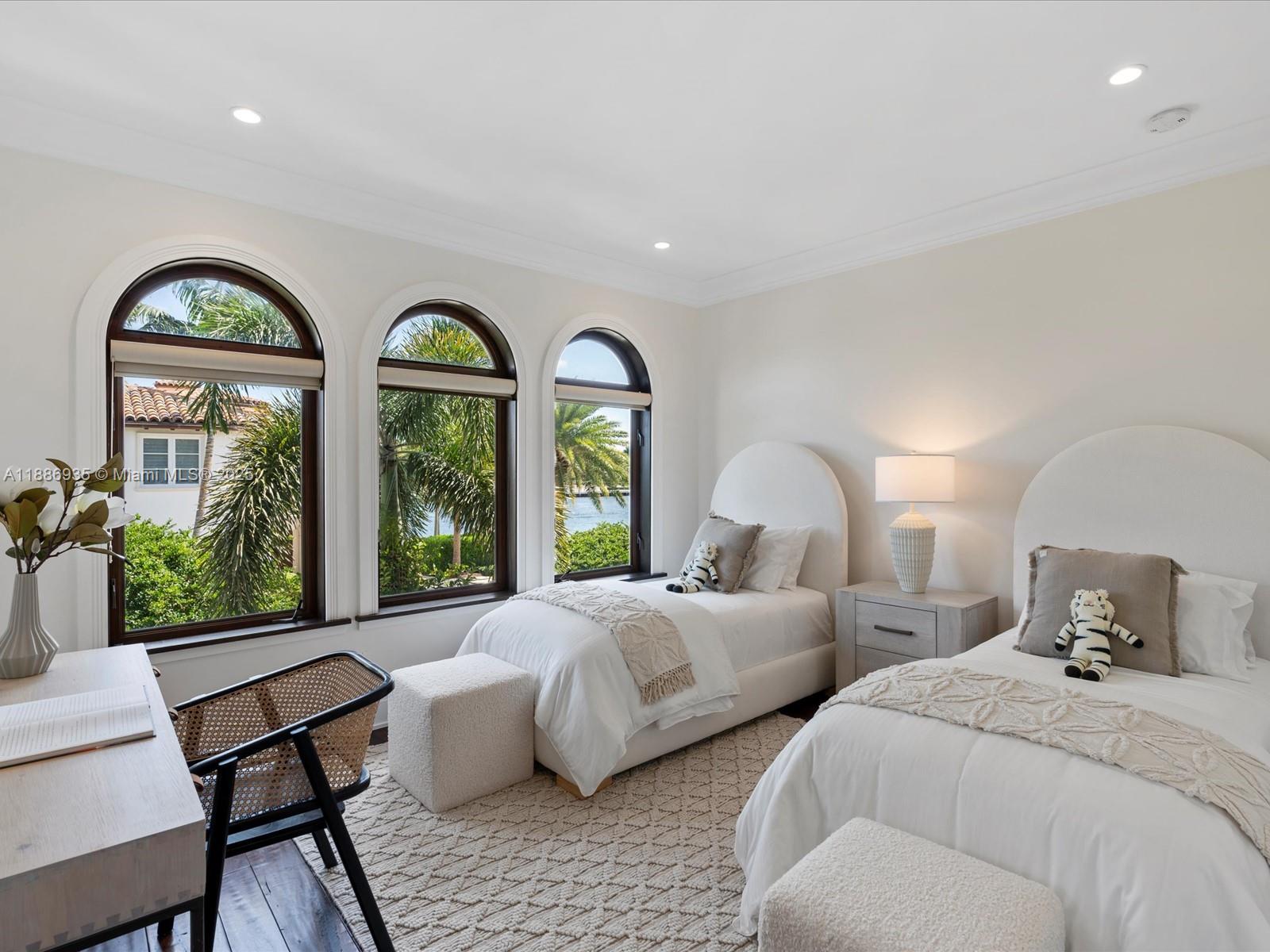 821 Solar Isle Dr Fort Lauderdale, FL 33301 821 Solar Isle Dr Fort Lauderdale, FL 33301