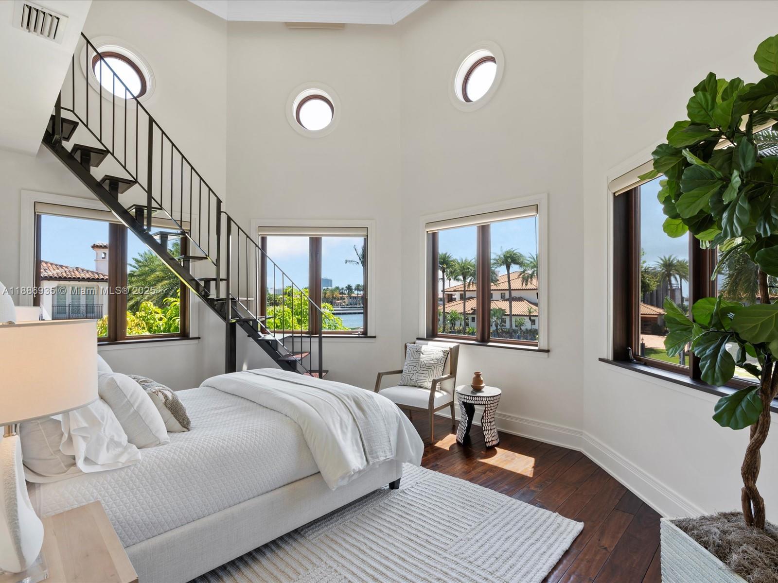 821 Solar Isle Dr Fort Lauderdale, FL 33301 821 Solar Isle Dr Fort Lauderdale, FL 33301