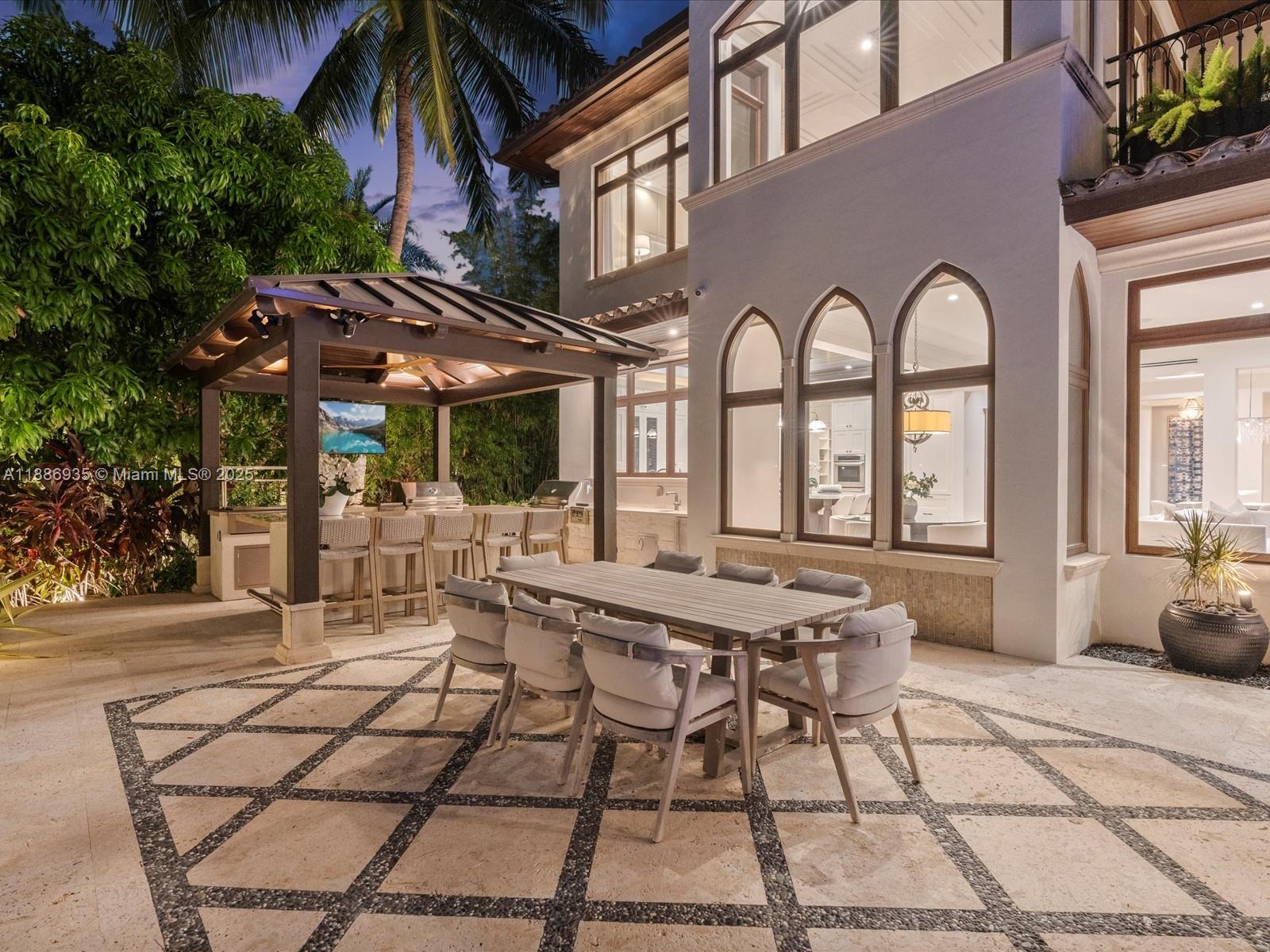 821 Solar Isle Dr Fort Lauderdale, FL 33301 821 Solar Isle Dr Fort Lauderdale, FL 33301
