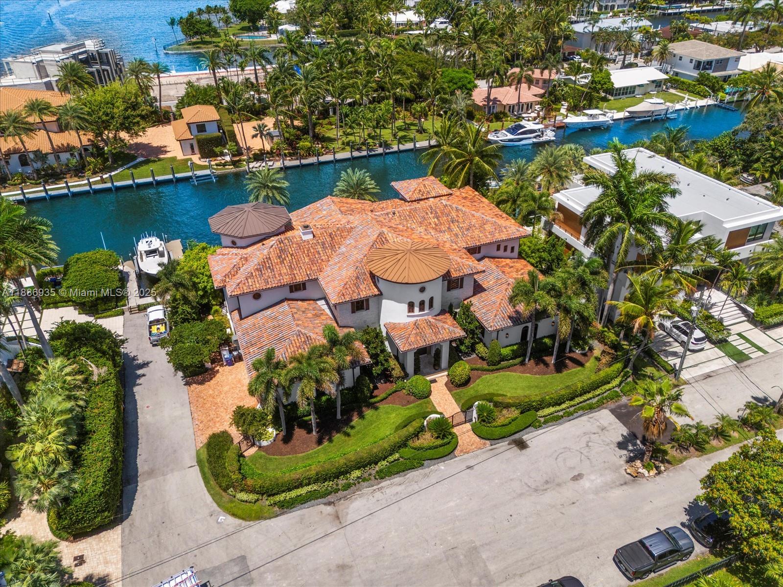 821 Solar Isle Dr Fort Lauderdale, FL 33301 821 Solar Isle Dr Fort Lauderdale, FL 33301