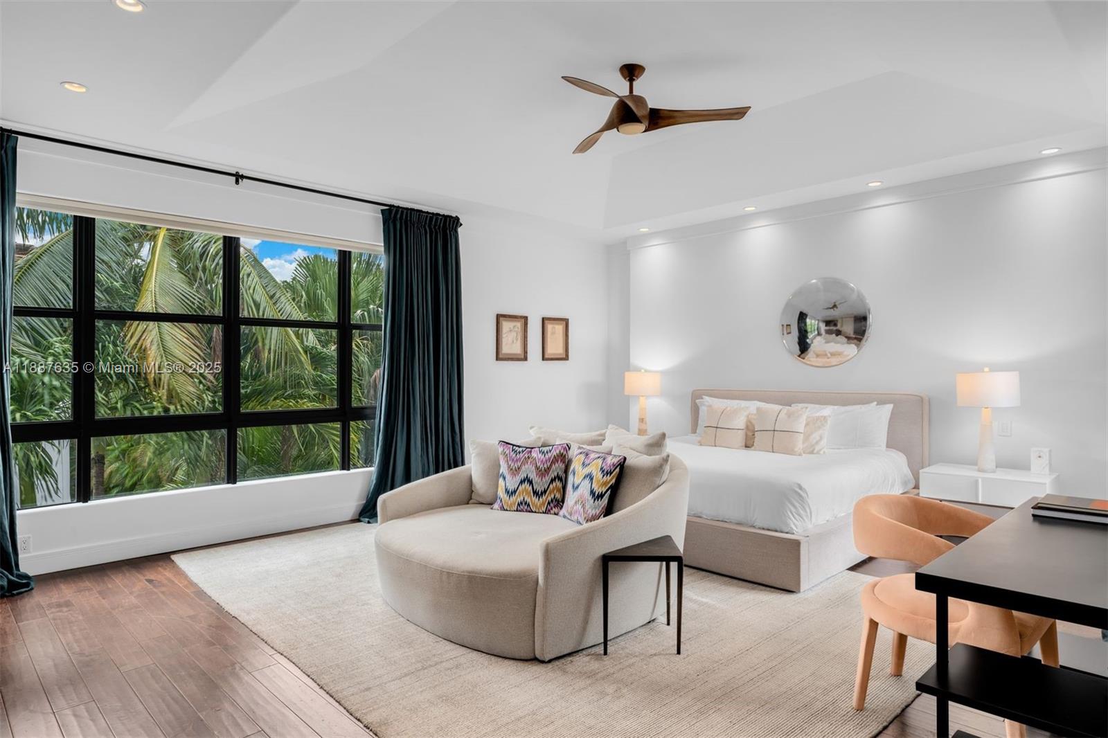 330 Caribbean Rd Key Biscayne, FL 33149 330 Caribbean Rd Key Biscayne, FL 33149