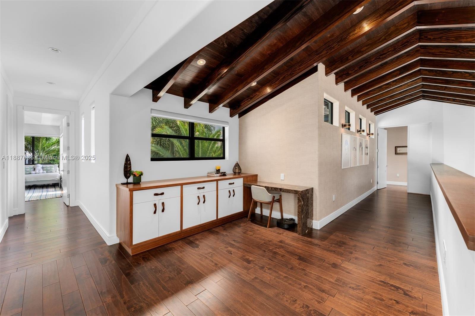 330 Caribbean Rd Key Biscayne, FL 33149 330 Caribbean Rd Key Biscayne, FL 33149