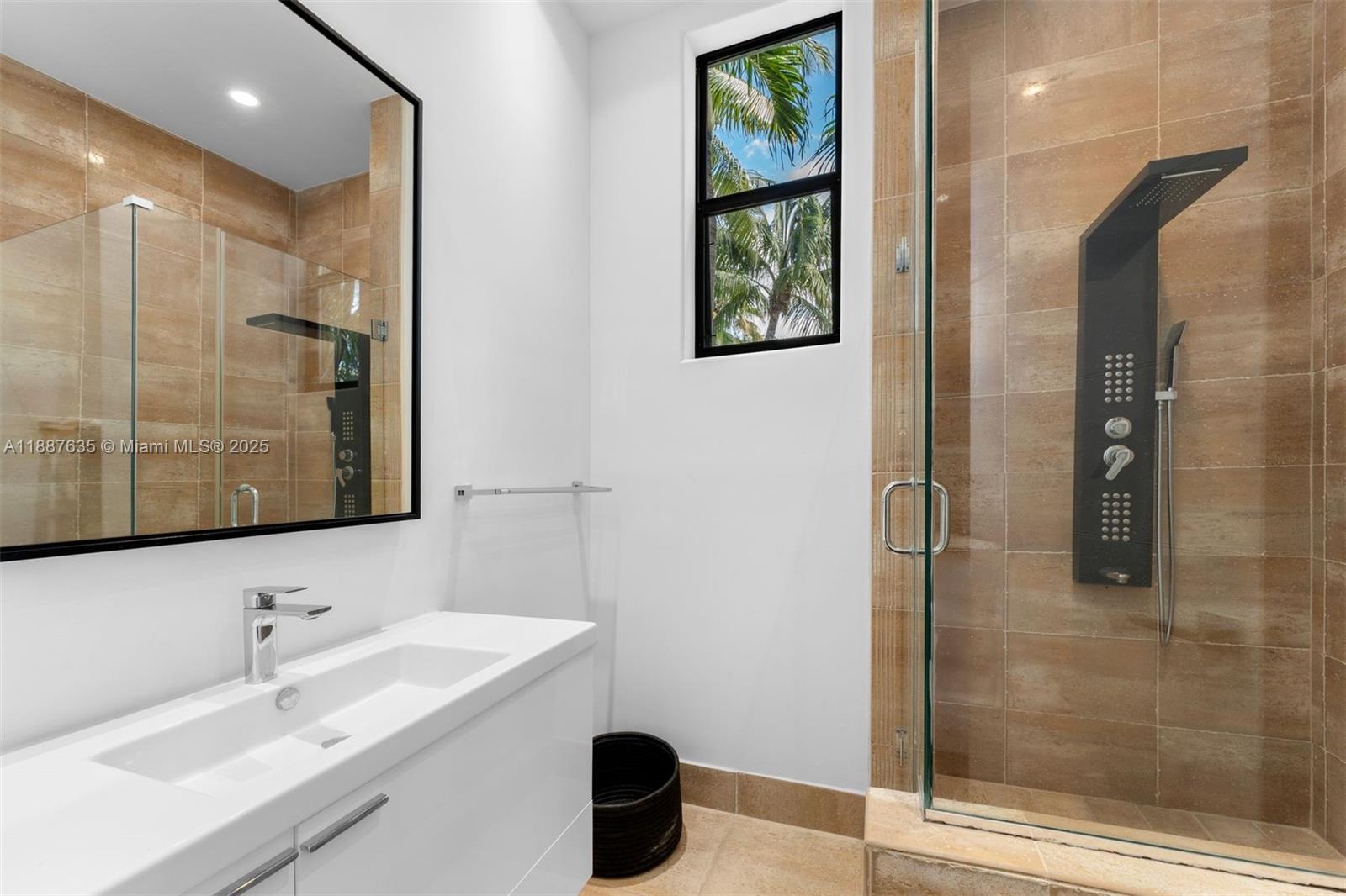 330 Caribbean Rd Key Biscayne, FL 33149 330 Caribbean Rd Key Biscayne, FL 33149