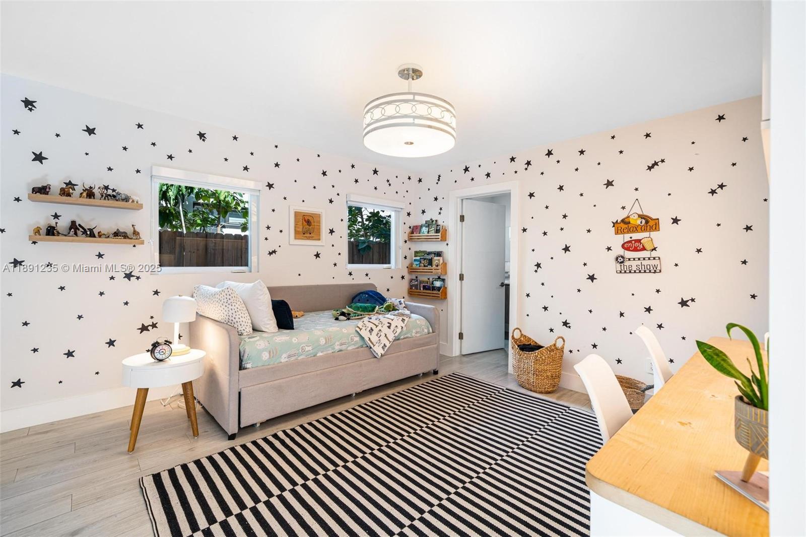 2437 SW 25th Ter Miami, FL 33133