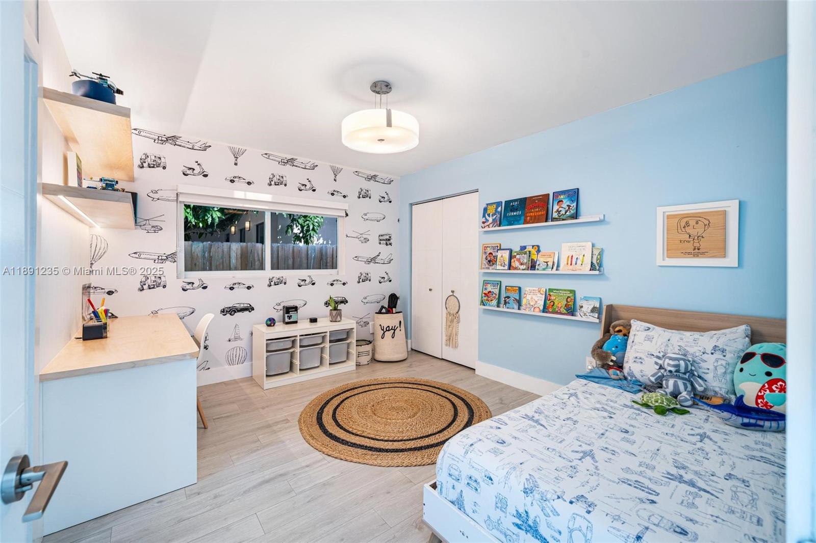 2437 SW 25th Ter Miami, FL 33133