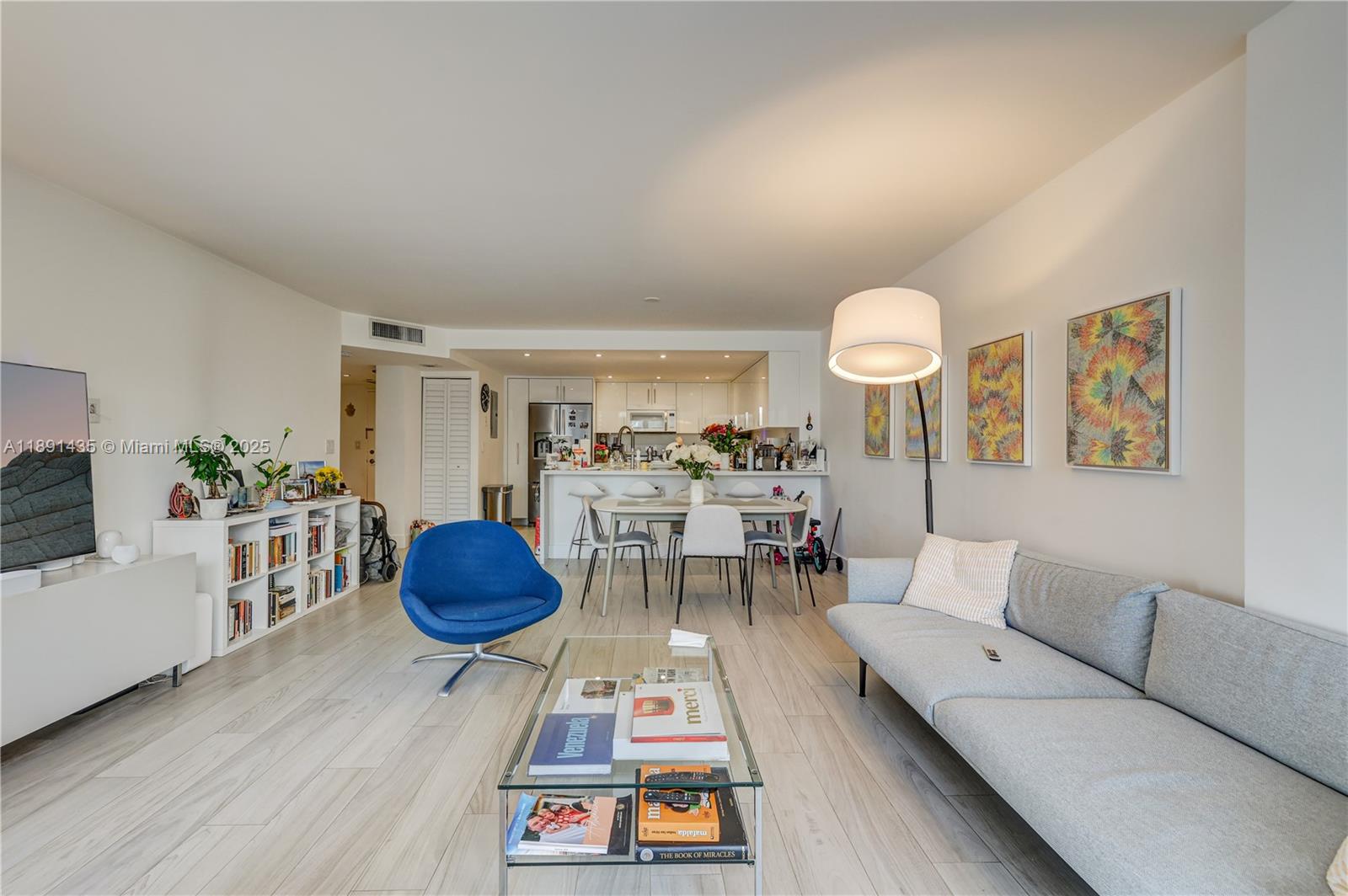image Brickell Place10