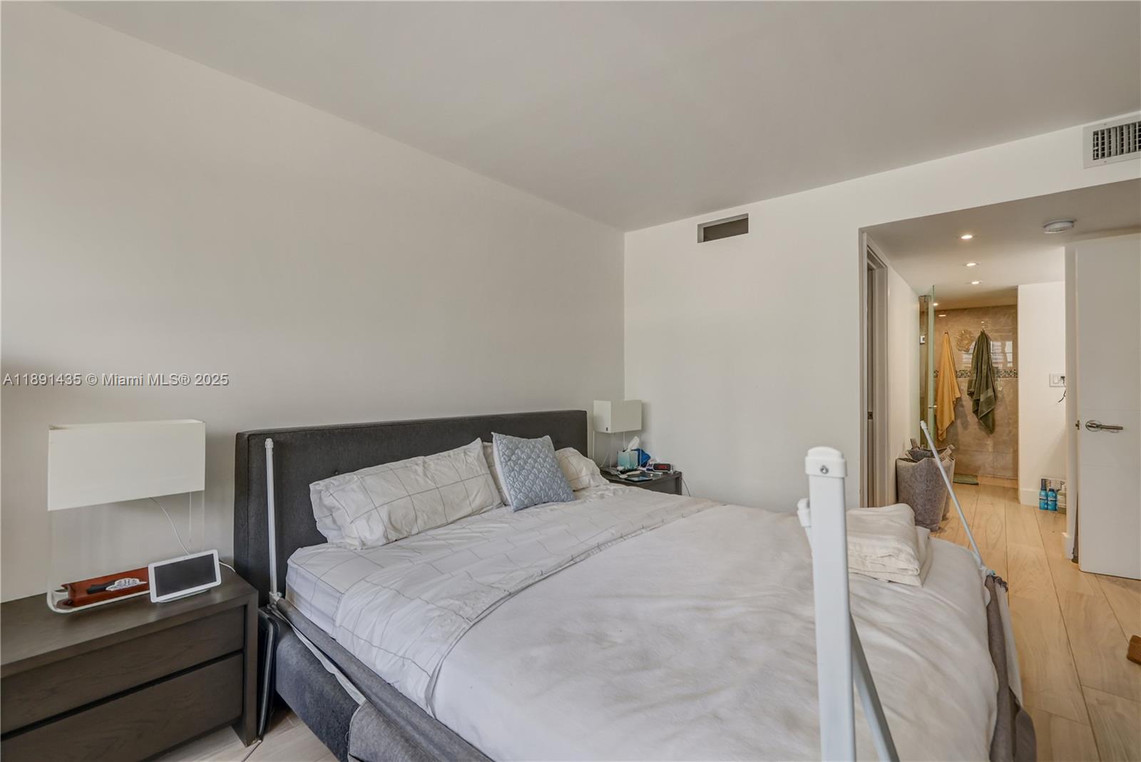 image Brickell Place18