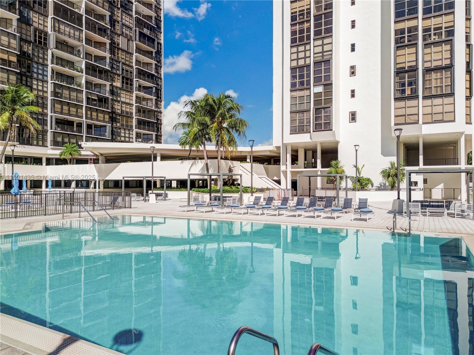 image Brickell Place31