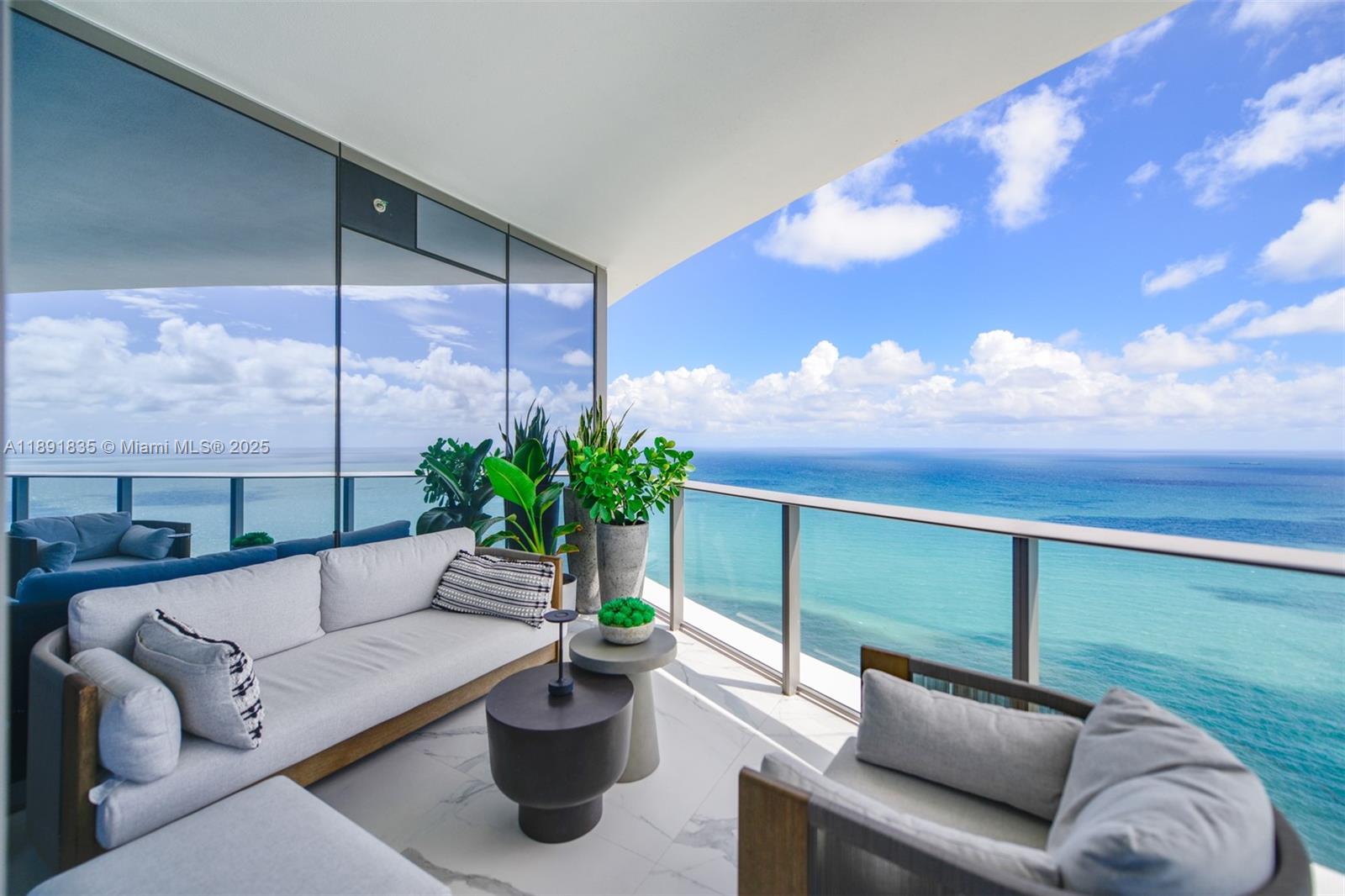 15701 Collins Ave #4203