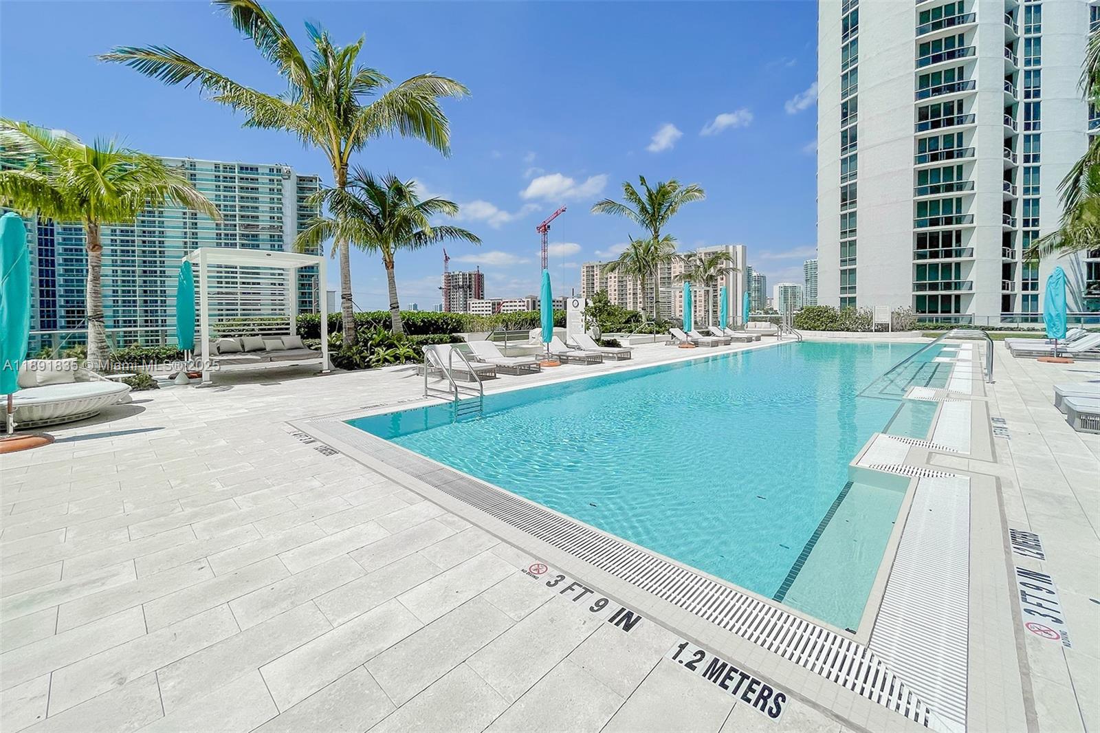 image The Ritz-carlton Residenc17