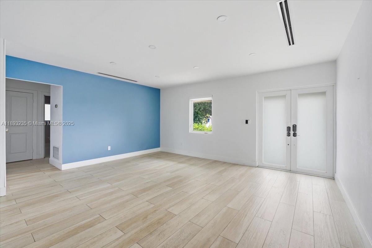 1225 Fruitland Ave Marco Island, FL 34145