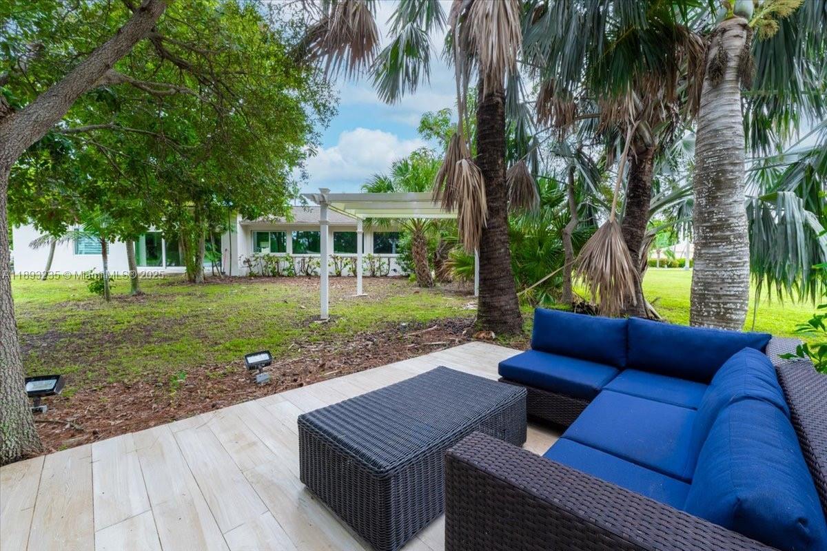 1225 Fruitland Ave Marco Island, FL 34145