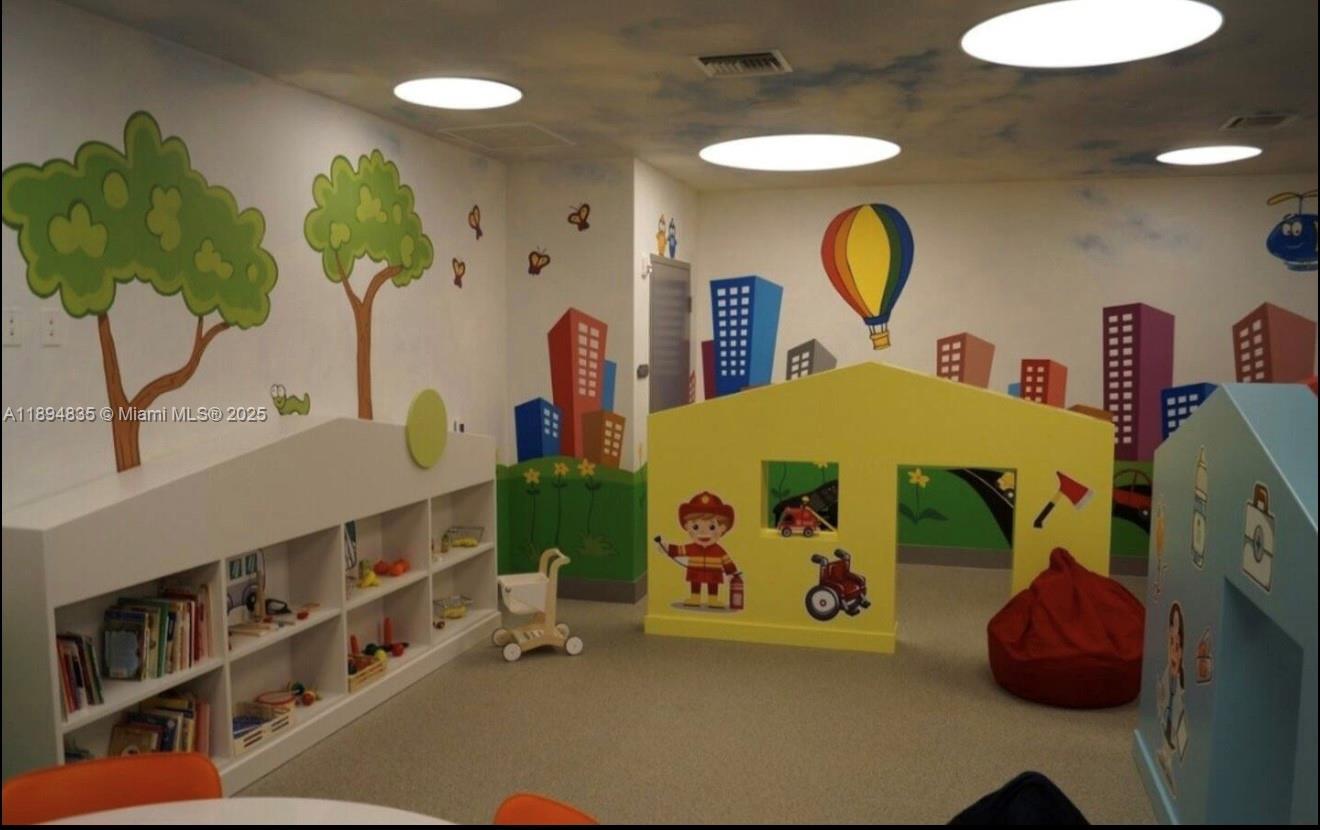 5350 NW 84th Ave #1818 Doral, FL 33166