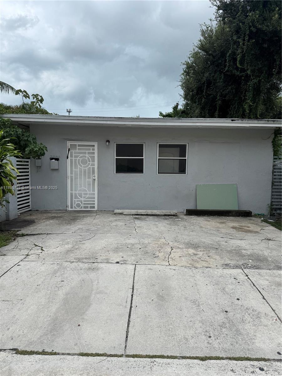 7009 NW 5th Ave #1