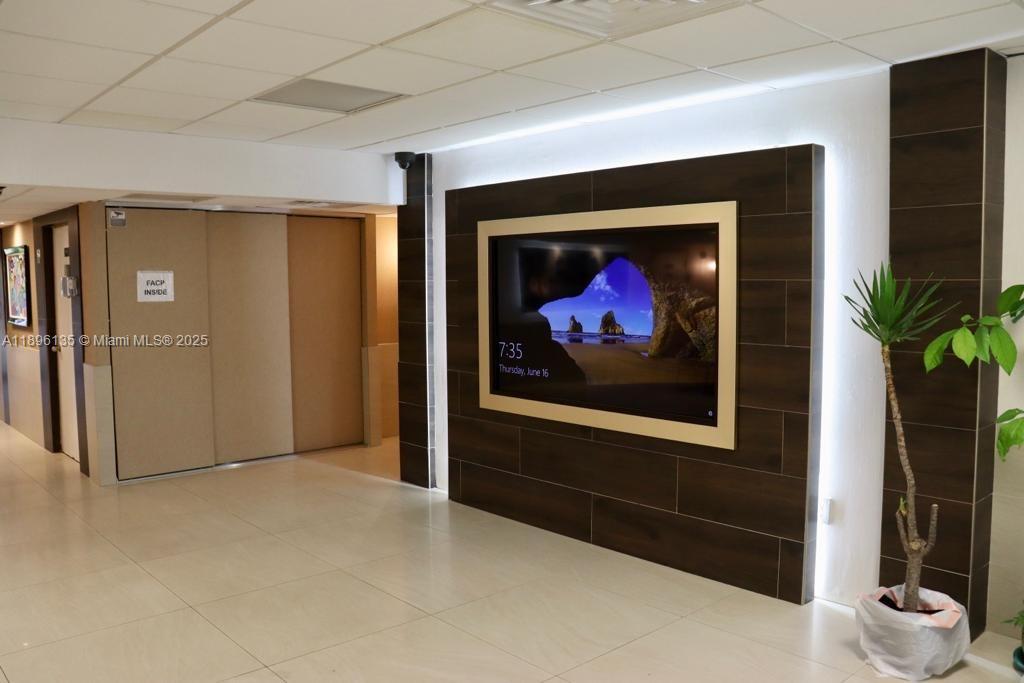 4164 Inverrary Dr #408 Lauderhill, FL 33319