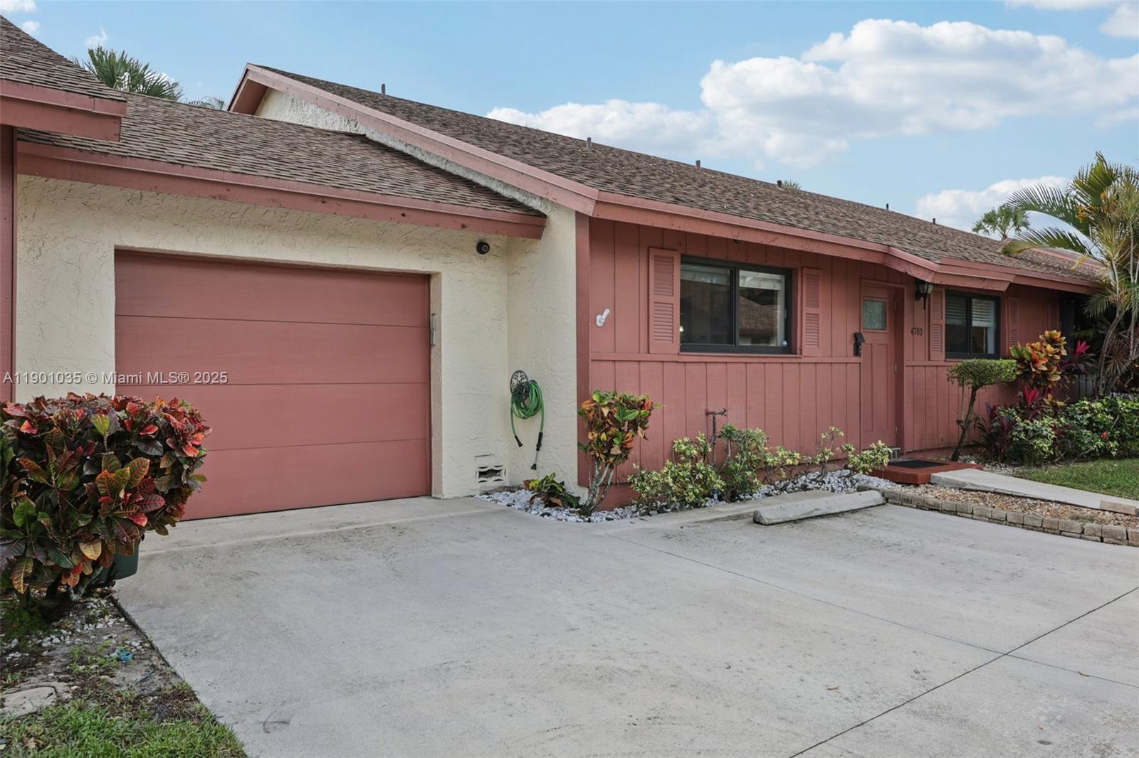 4702 Satinwood Trl Coconut Creek, FL 33063