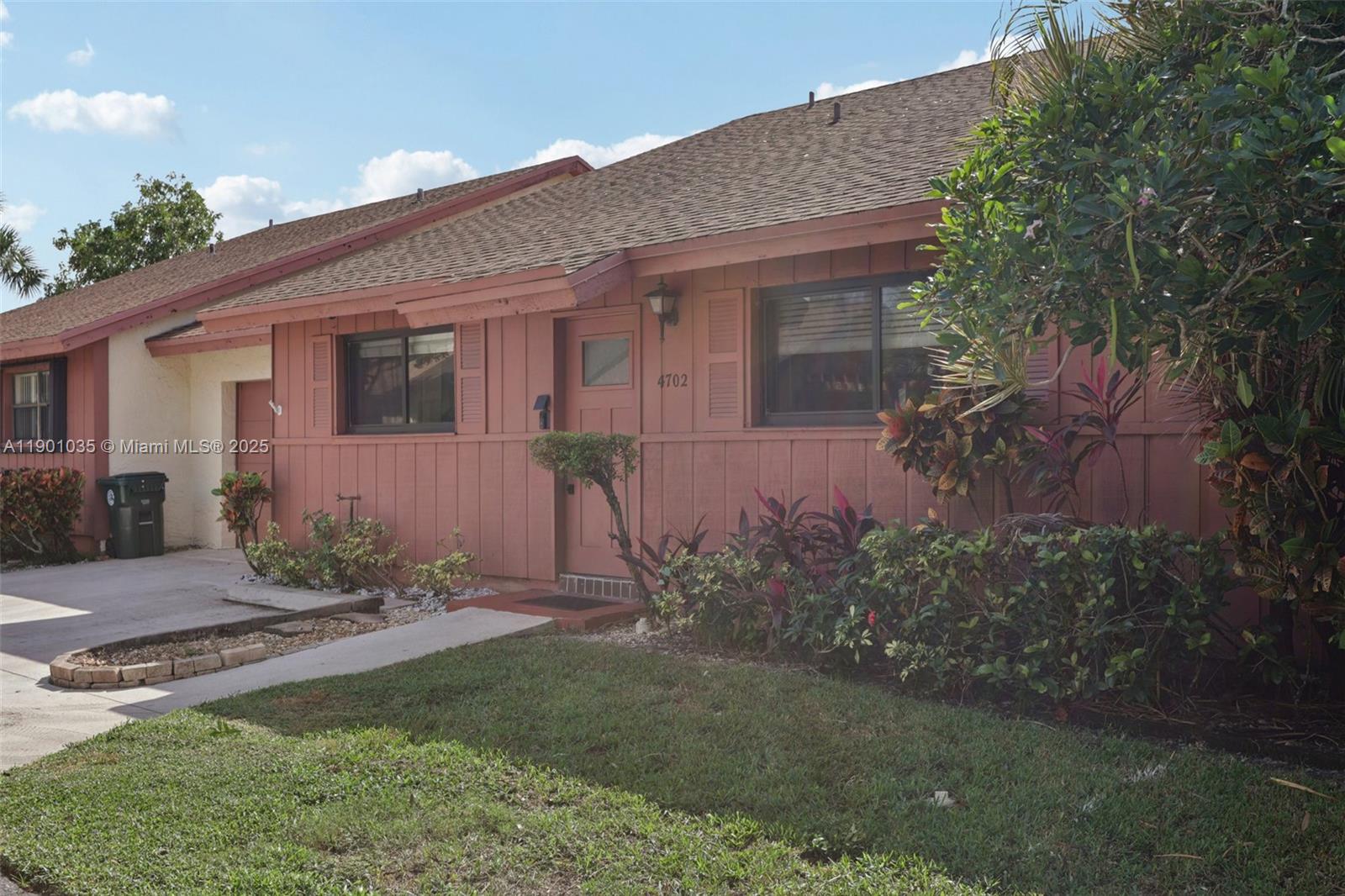 4702 Satinwood Trl Coconut Creek, FL 33063