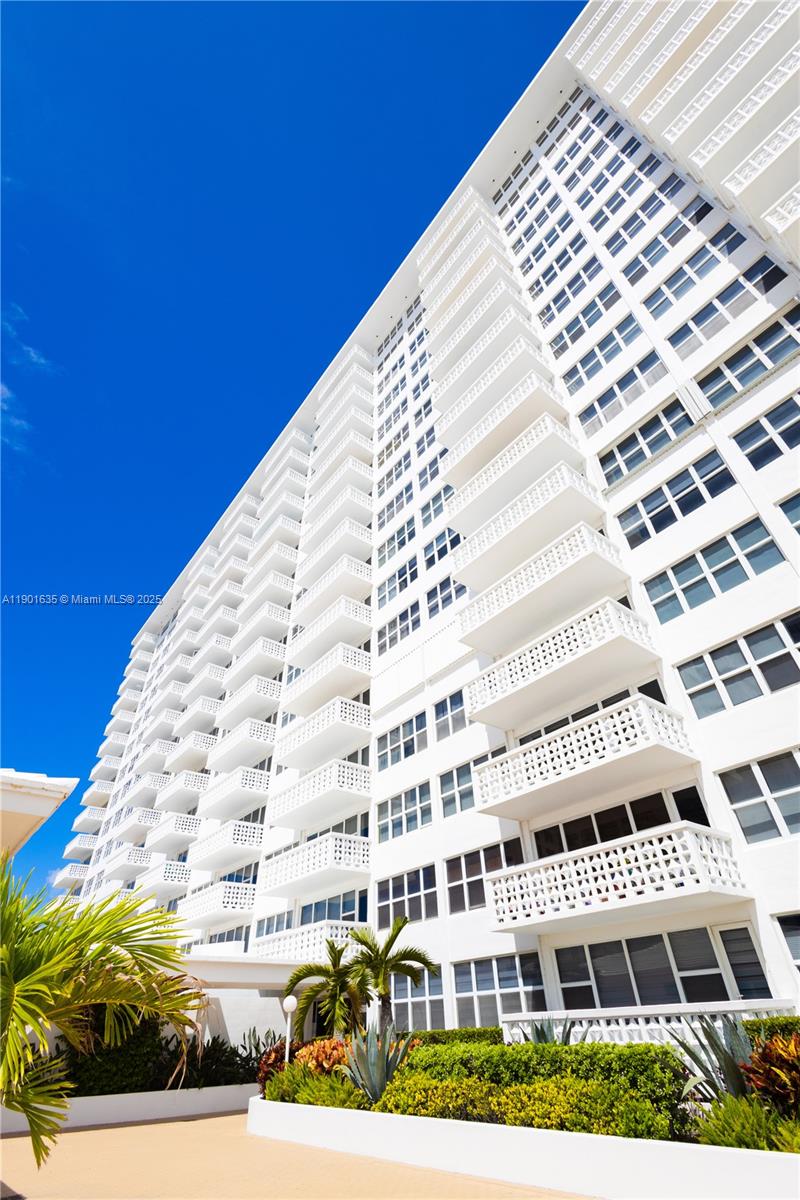4010 Galt Ocean Dr #1608