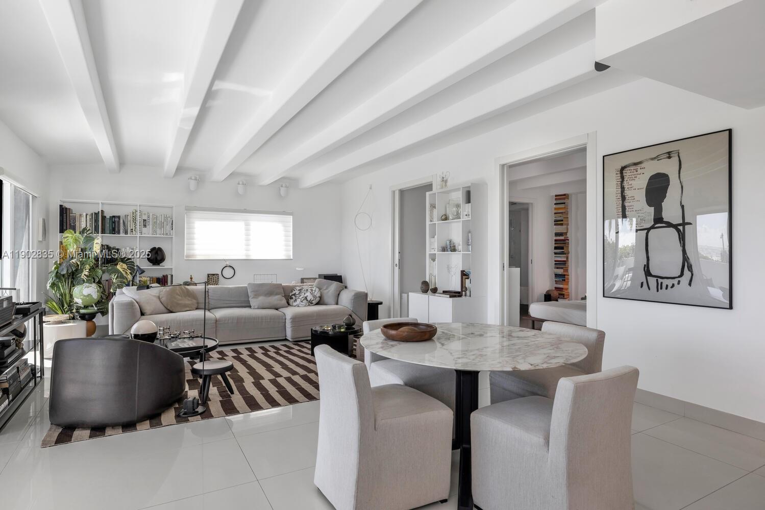 325 Ocean Dr #210 Miami Beach, FL 33139