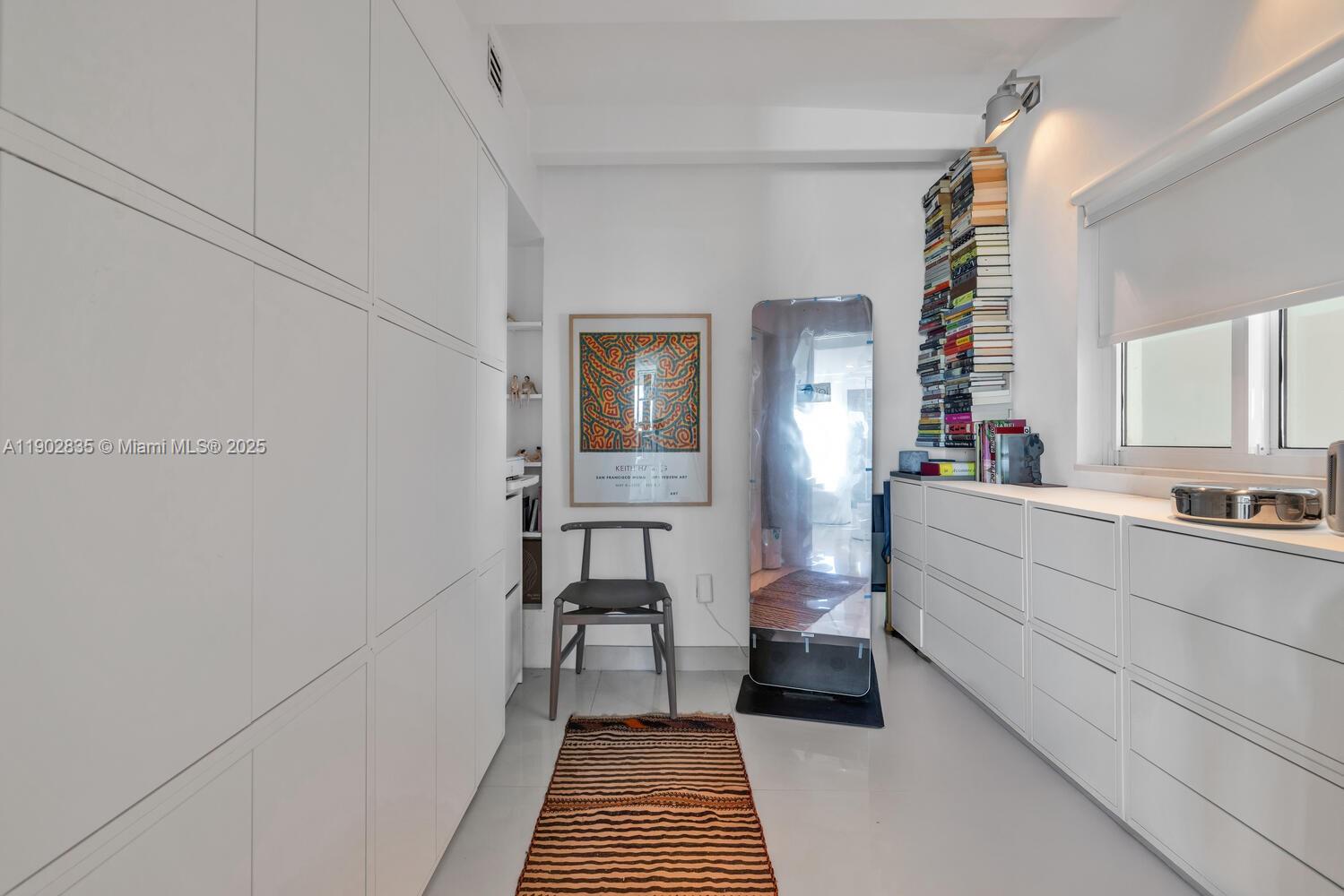 325 Ocean Dr #210 Miami Beach, FL 33139