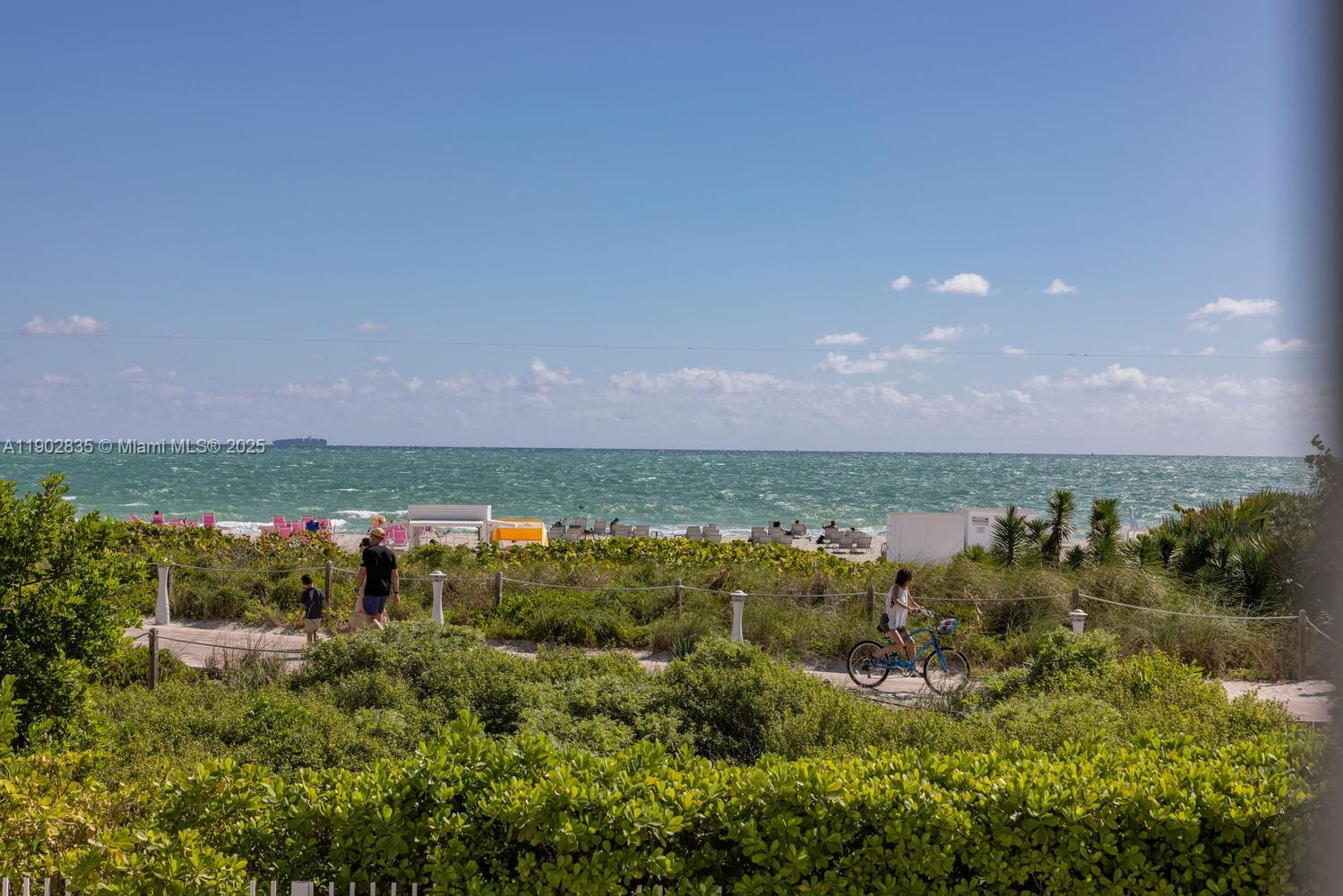 325 Ocean Dr #210 Miami Beach, FL 33139