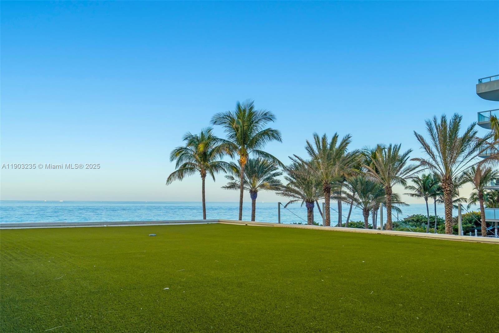 image Carillon Miami Beach16