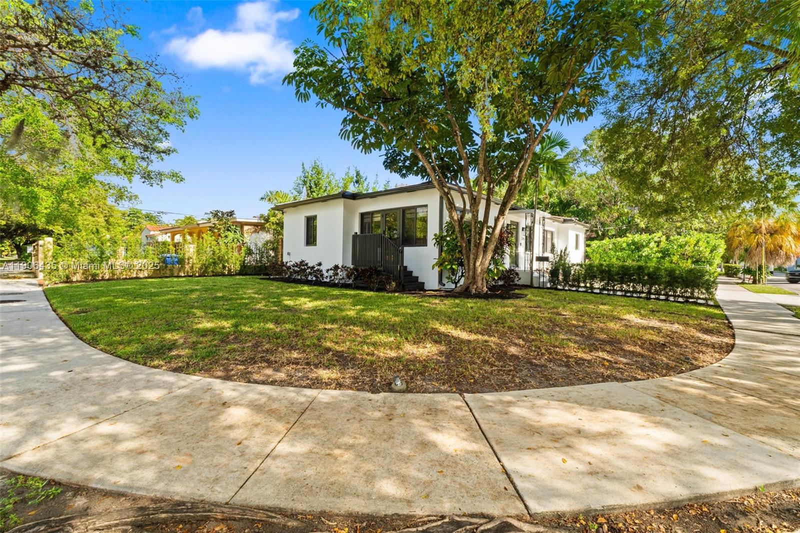 375 SW 32nd Rd Miami, FL 33129