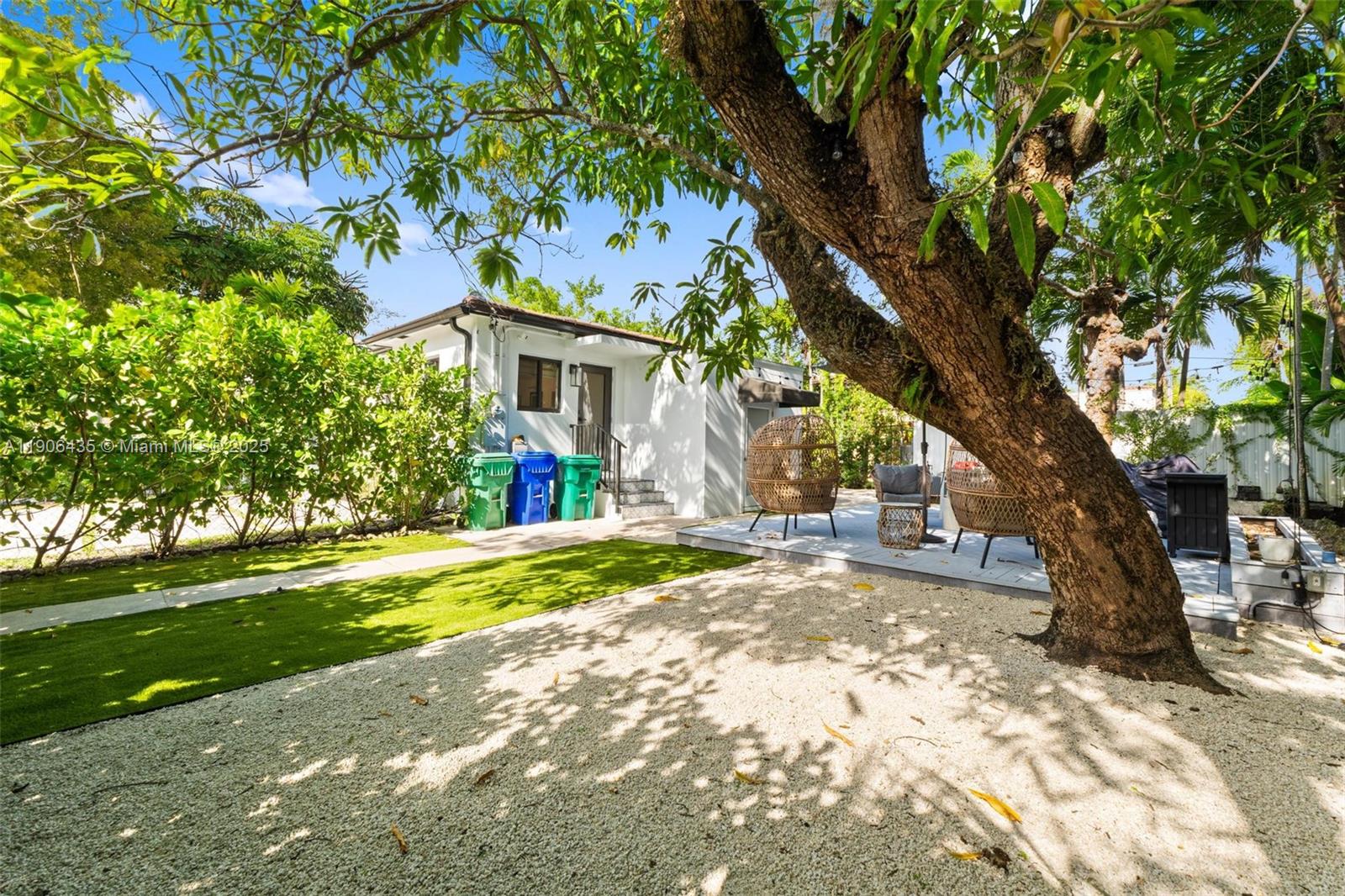 375 SW 32nd Rd Miami, FL 33129