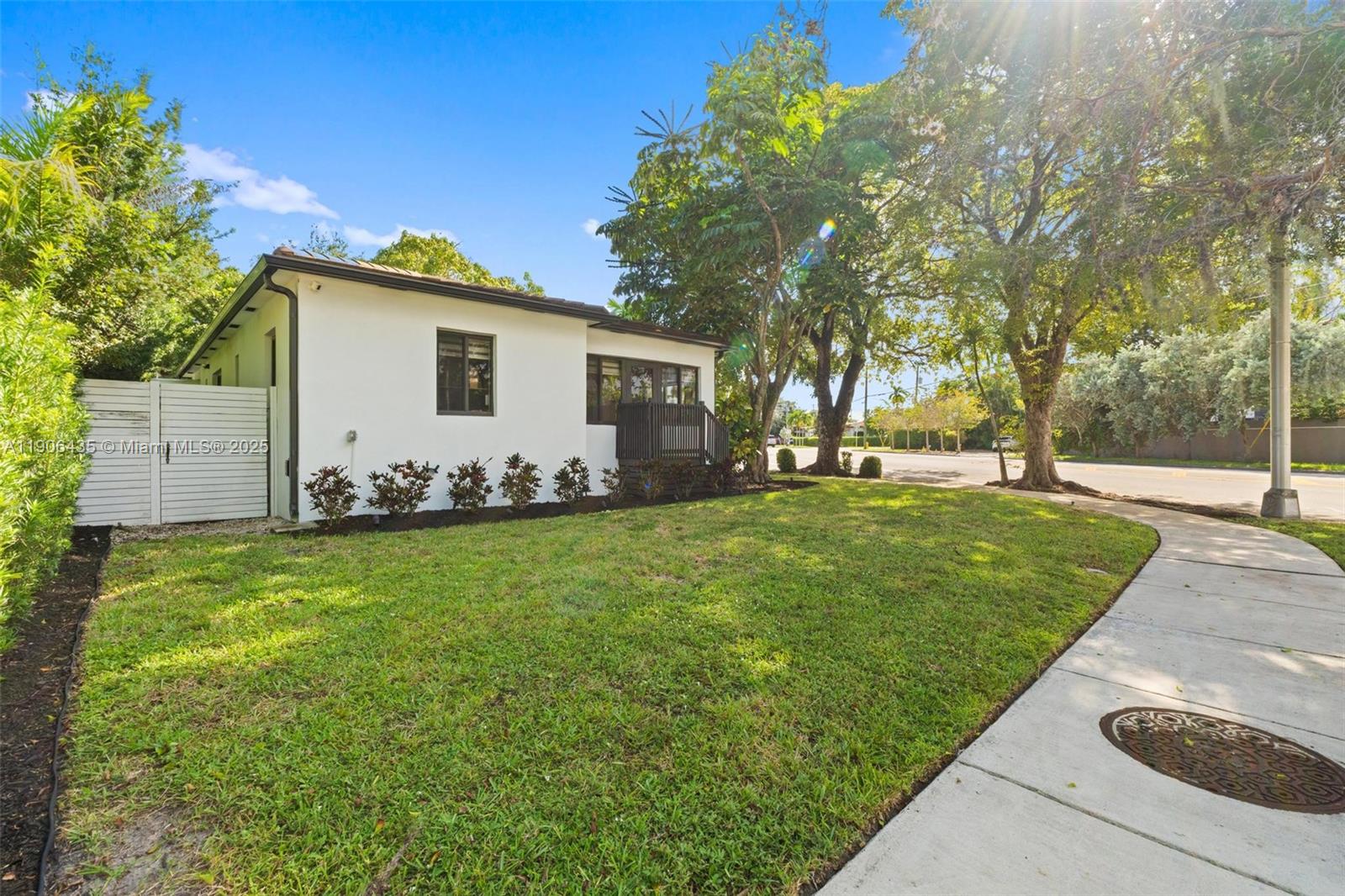 375 SW 32nd Rd Miami, FL 33129