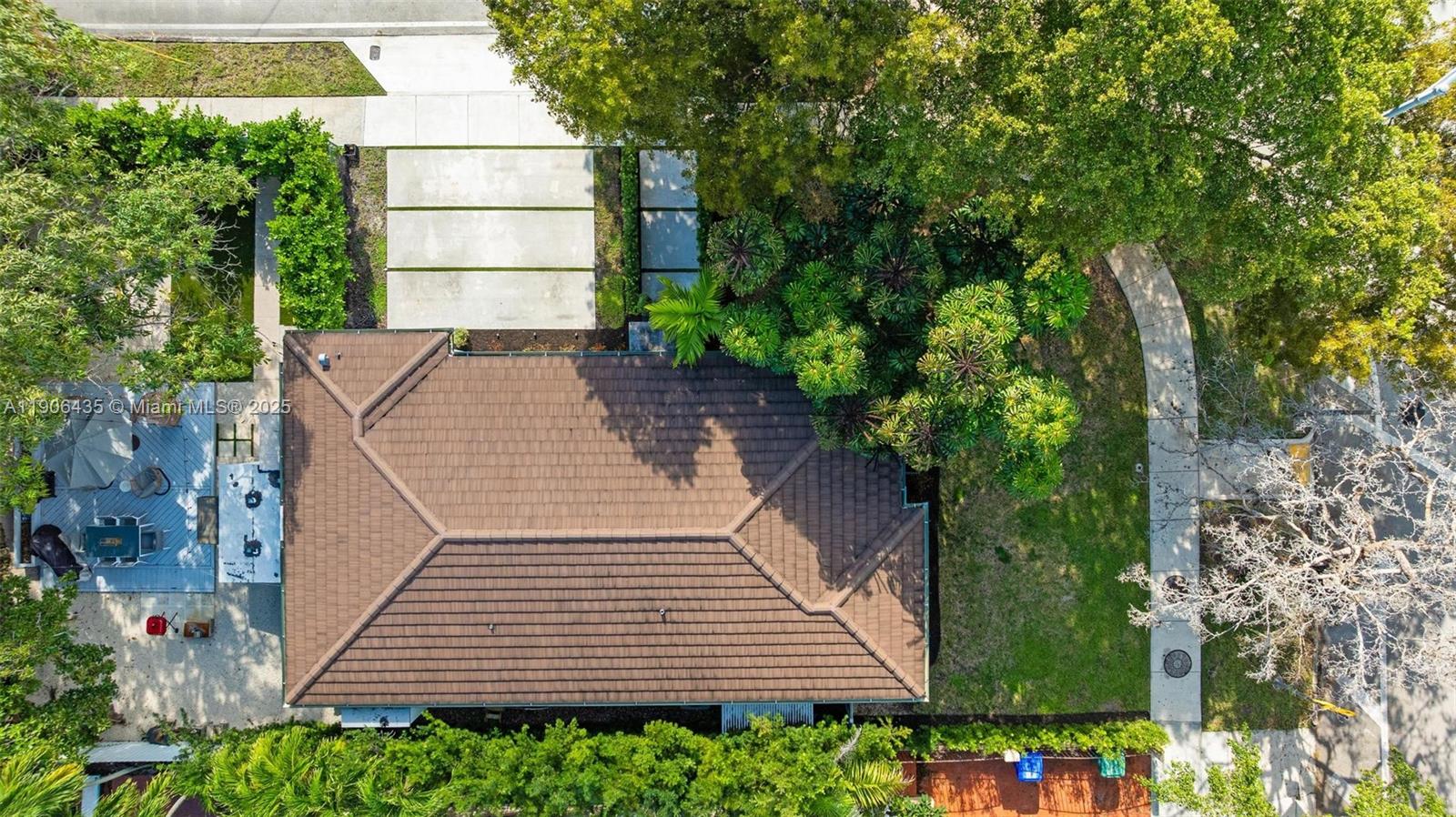 375 SW 32nd Rd Miami, FL 33129