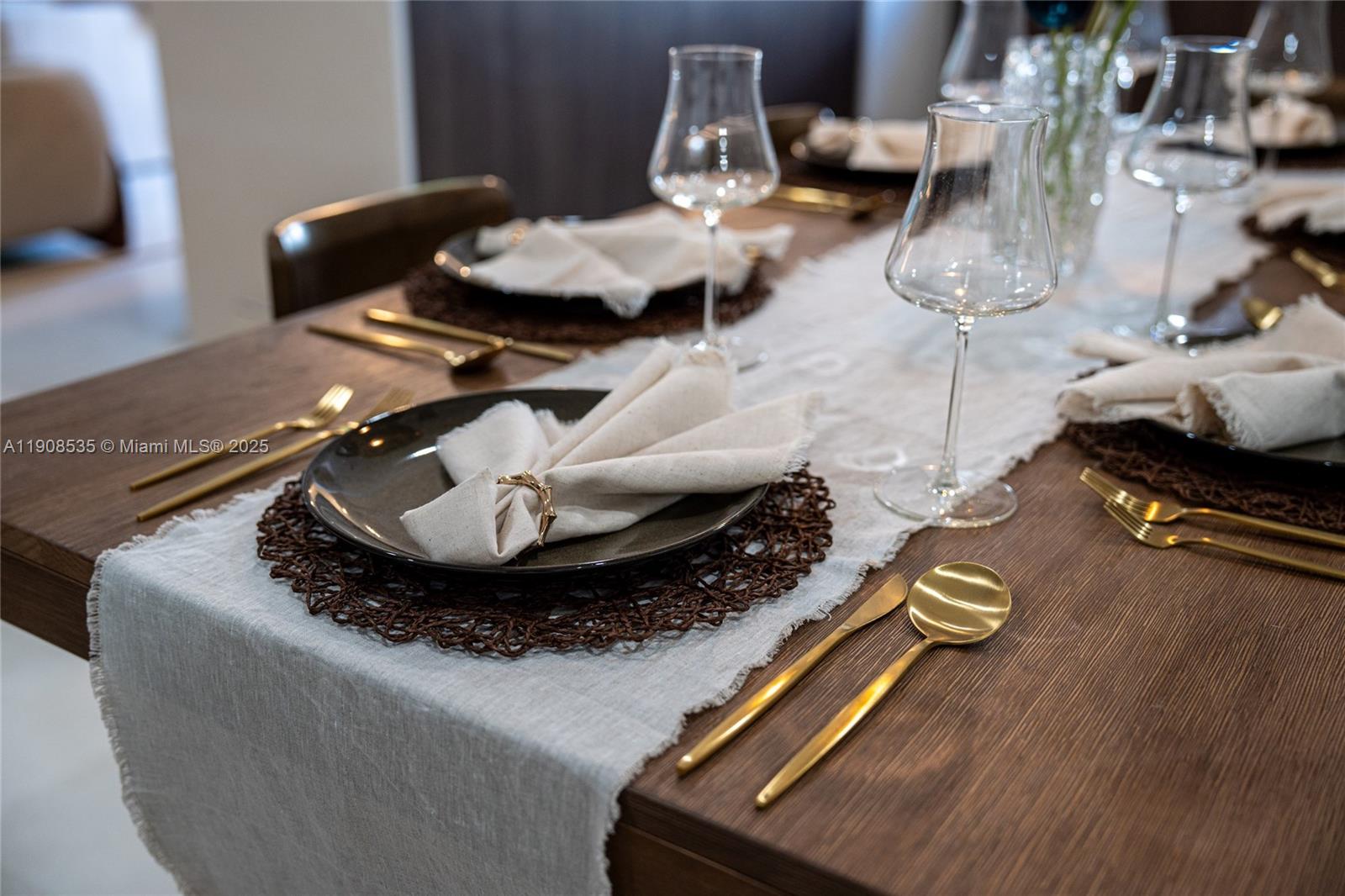 1244 SW 14th St Miami, FL 33145