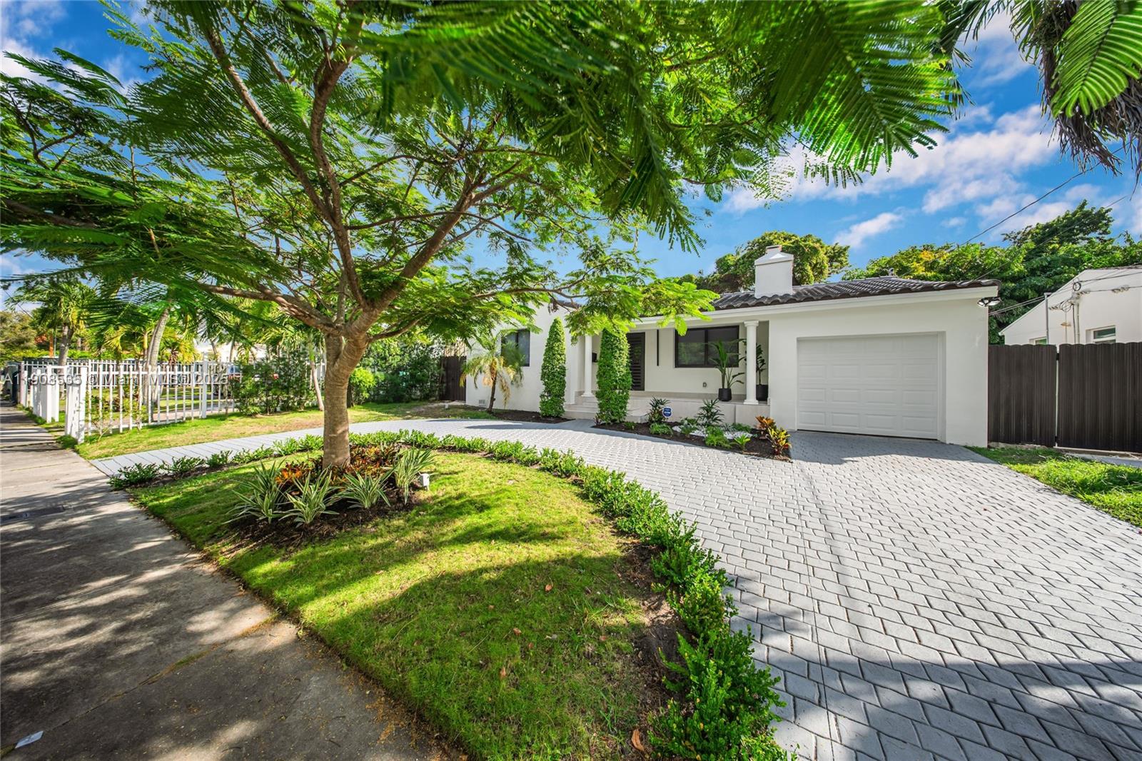 1244 SW 14th St Miami, FL 33145