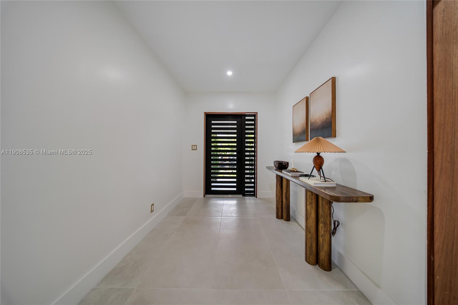 1244 SW 14th St Miami, FL 33145