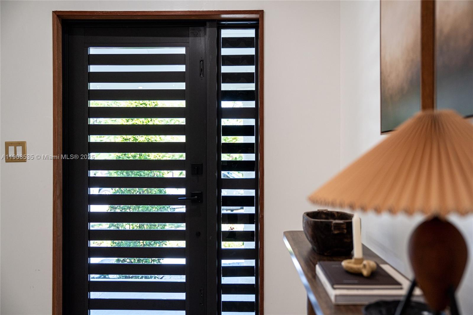 1244 SW 14th St Miami, FL 33145