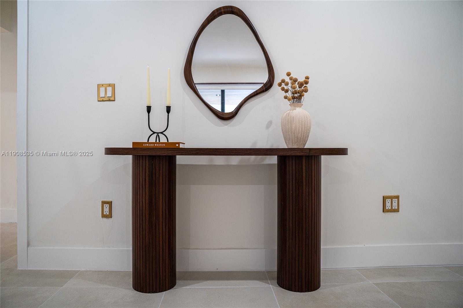 1244 SW 14th St Miami, FL 33145