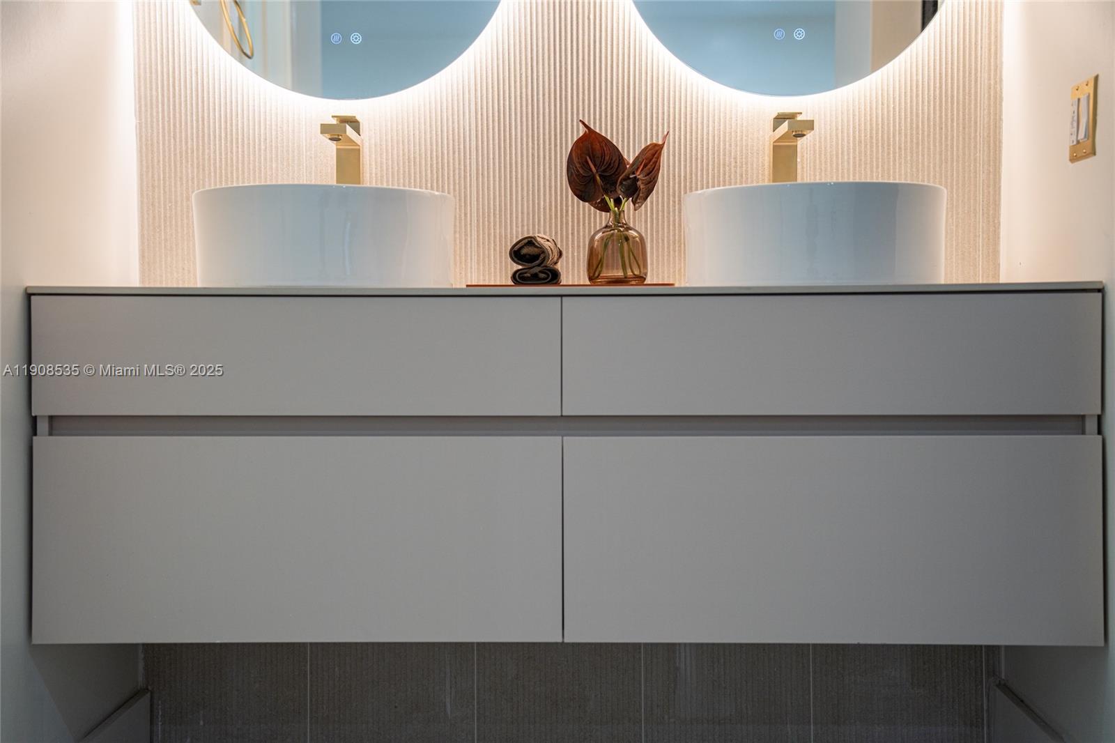 1244 SW 14th St Miami, FL 33145