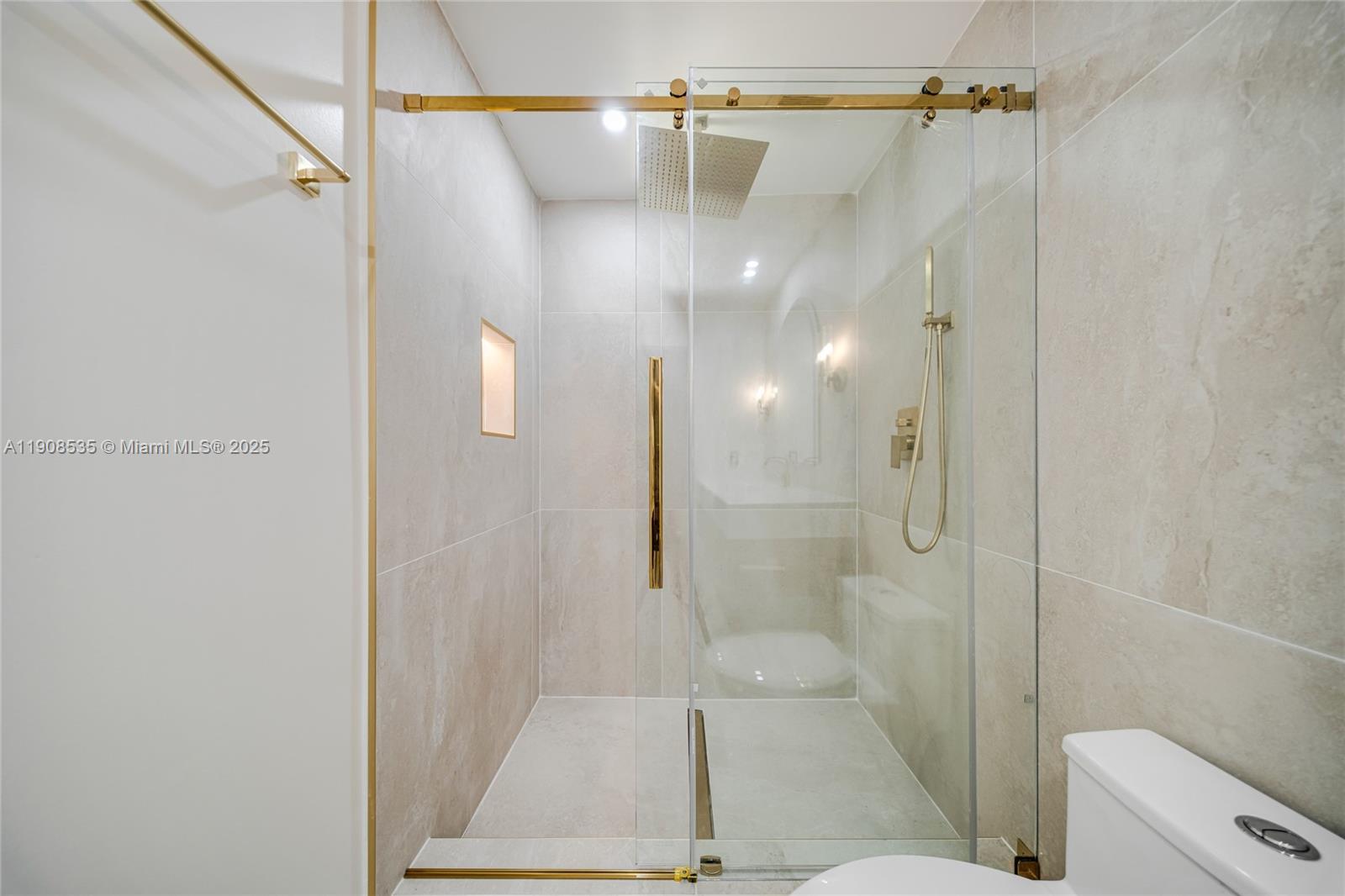 1244 SW 14th St Miami, FL 33145