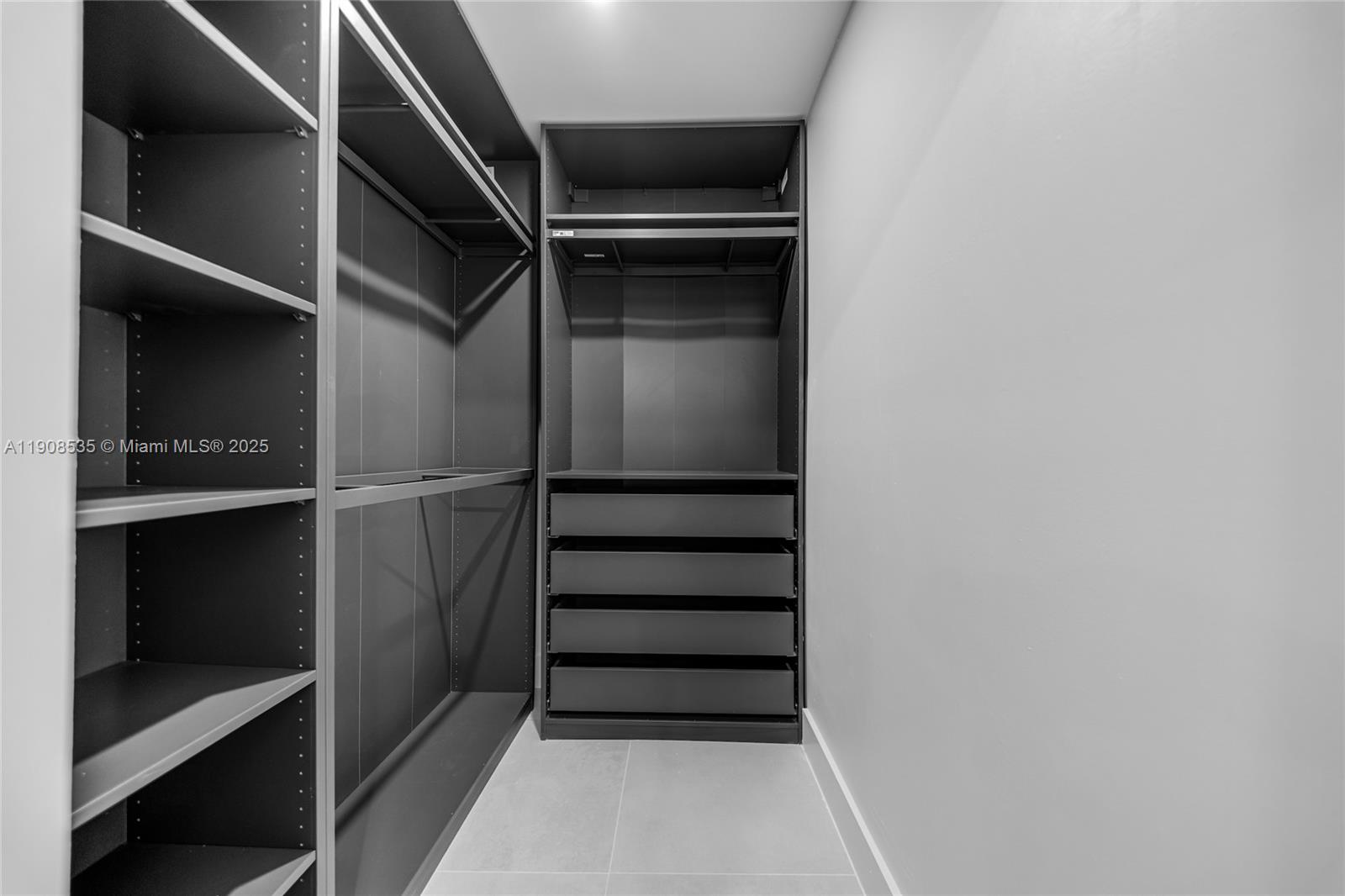 1244 SW 14th St Miami, FL 33145