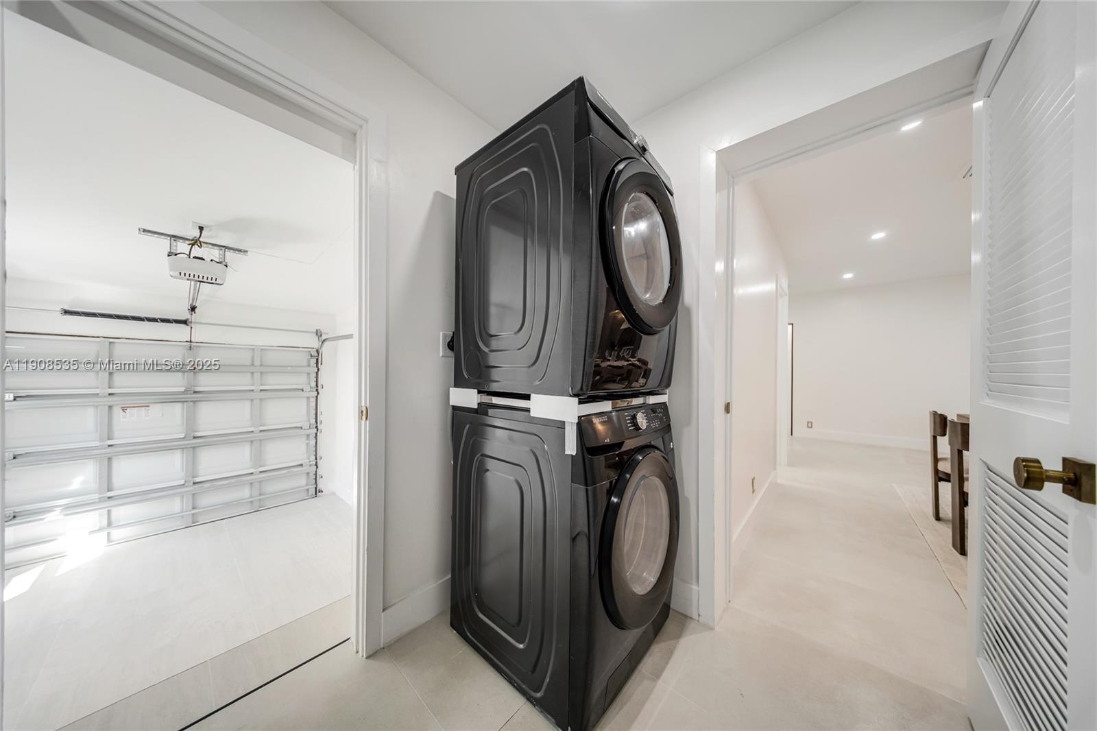 1244 SW 14th St Miami, FL 33145