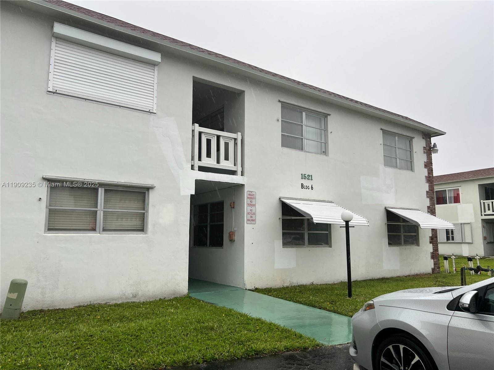 1521 NW 43rd Ave #107