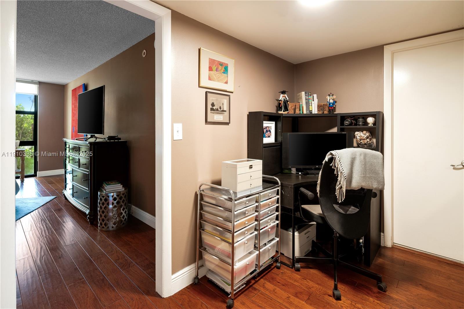 image Towers Of Key Biscayne12