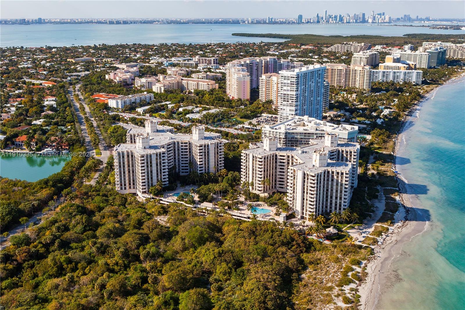 image Towers Of Key Biscayne18