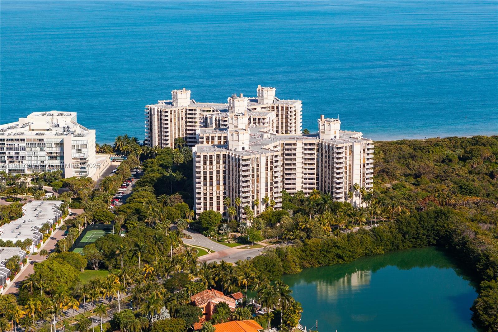 image Towers Of Key Biscayne21
