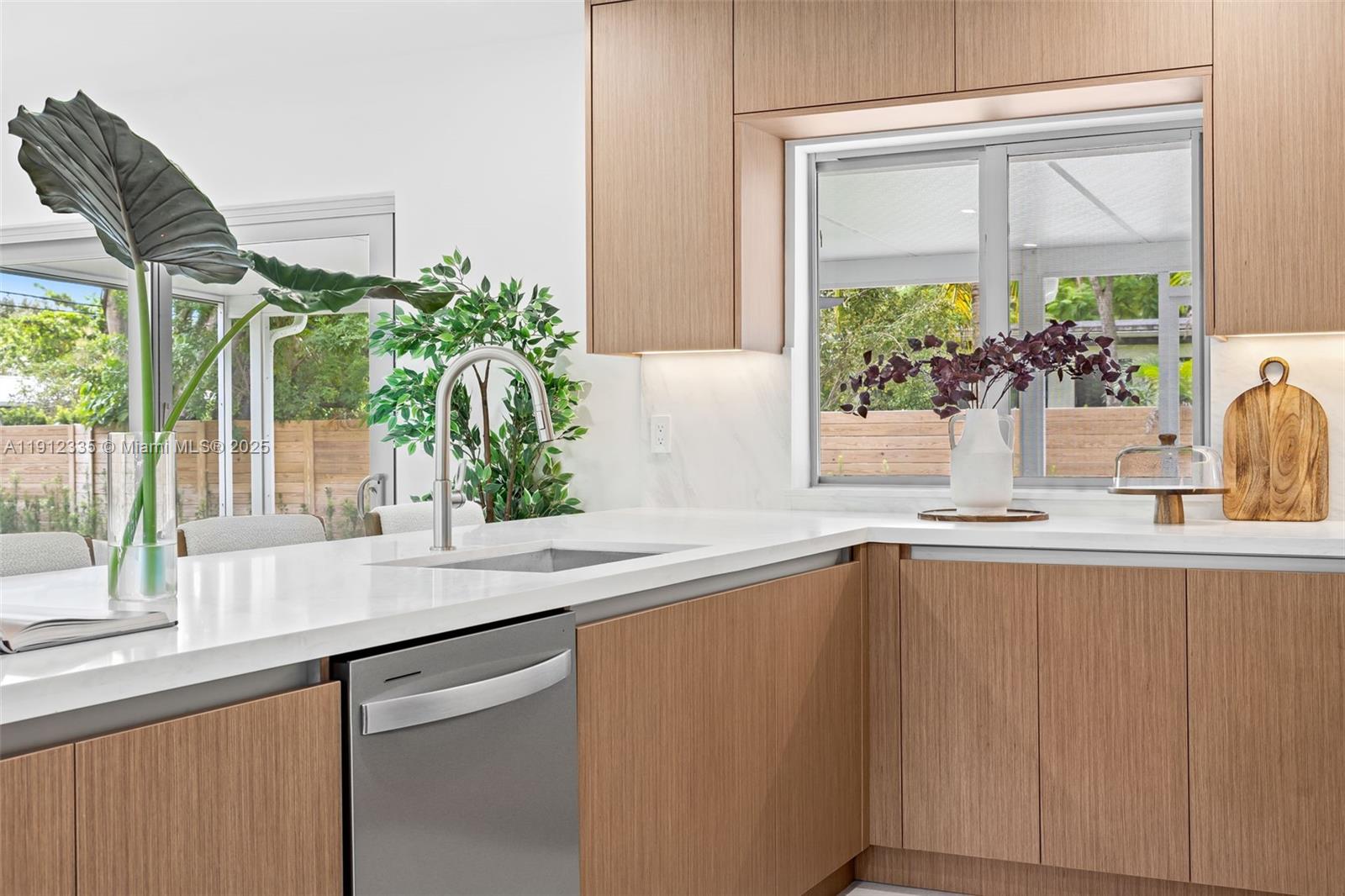 6320 SW 62nd Ter South Miami, FL 33143