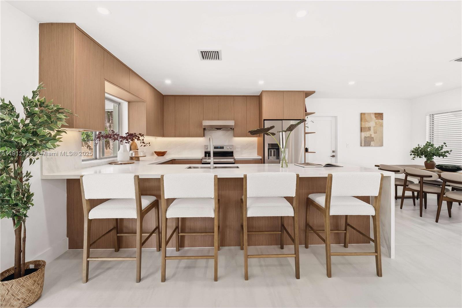 6320 SW 62nd Ter South Miami, FL 33143