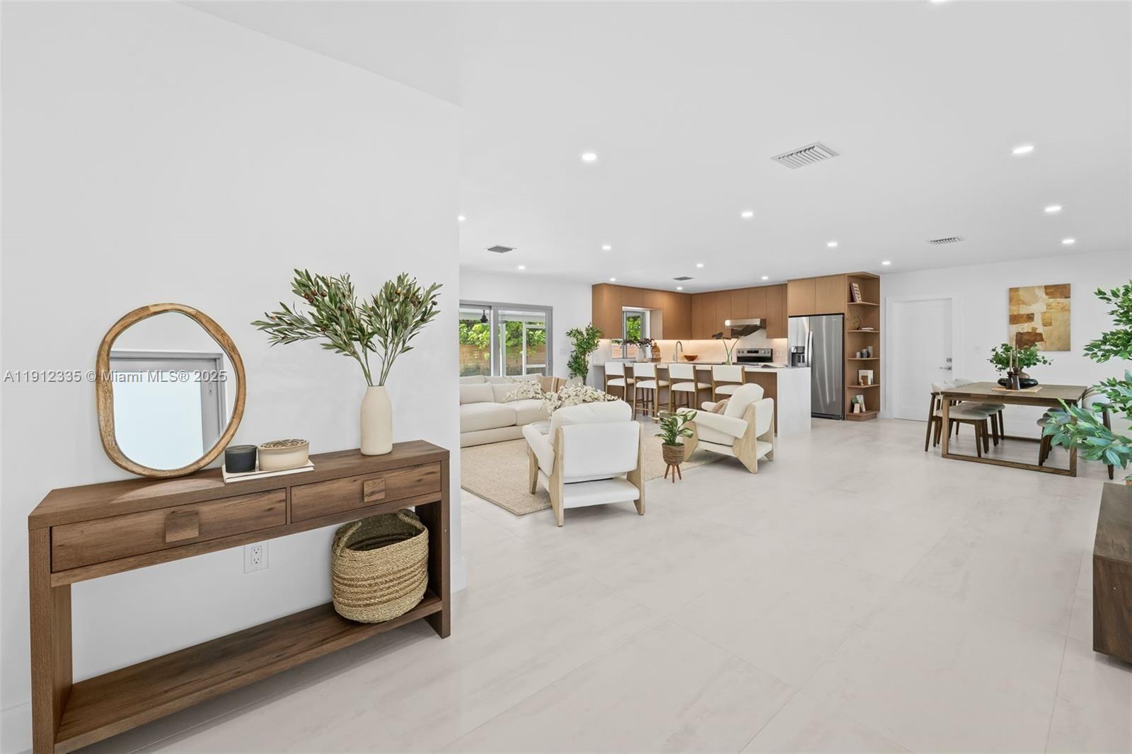 6320 SW 62nd Ter South Miami, FL 33143