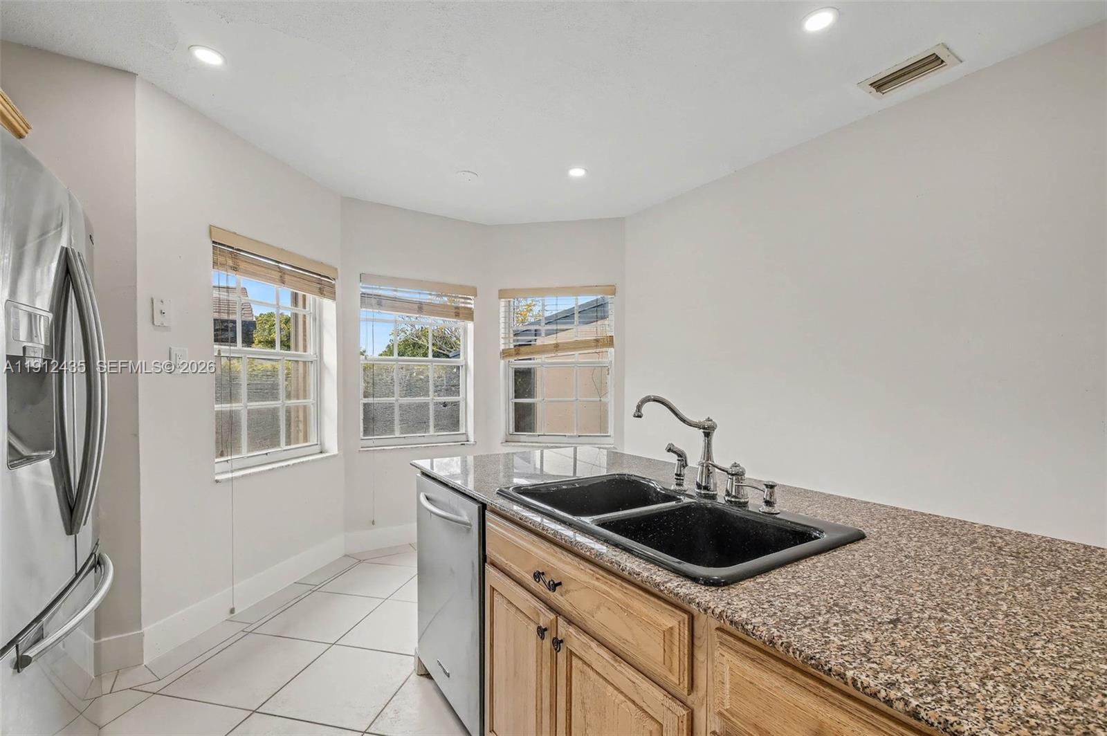 5936 SW 29th St Miami, FL 33155